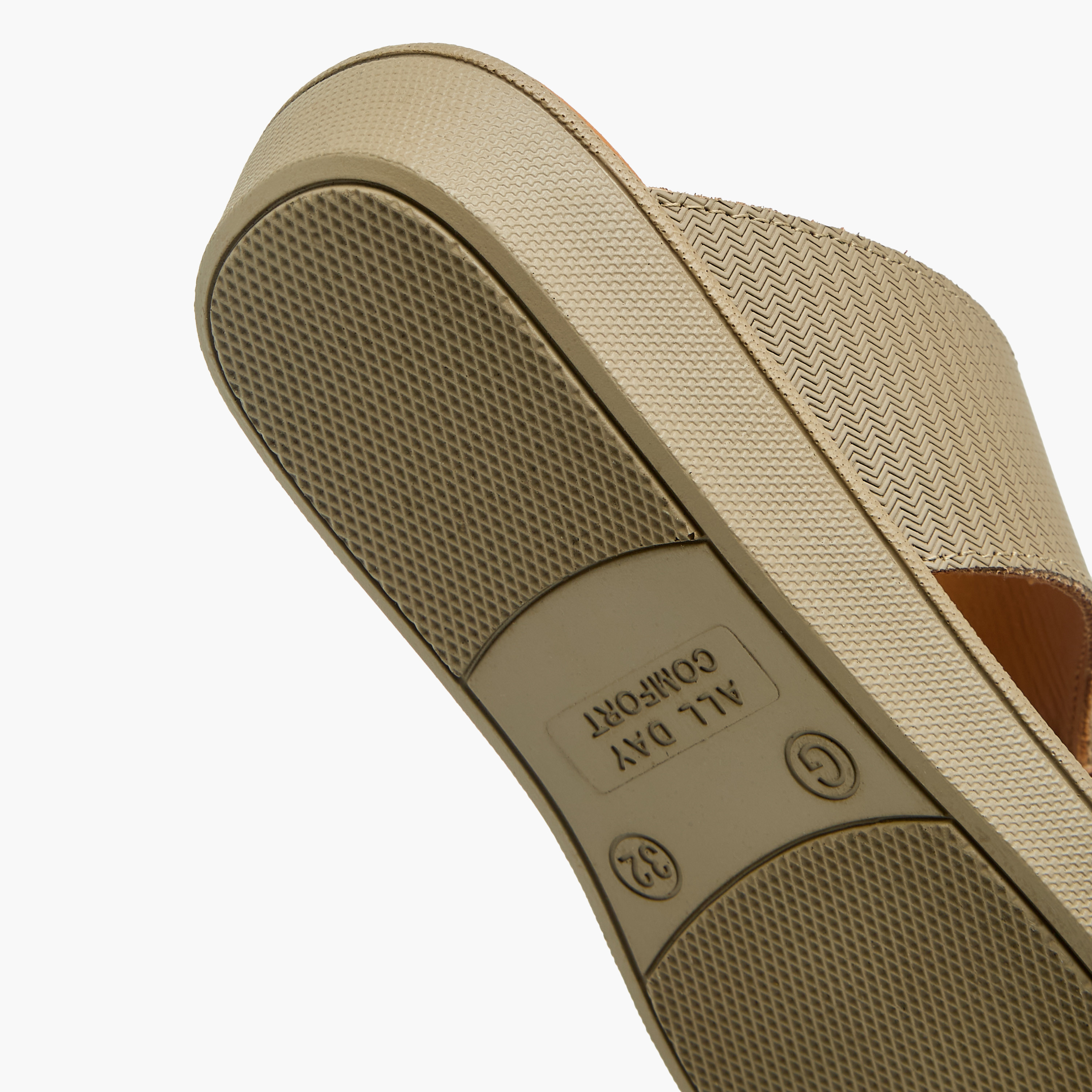 Le Confort Boys Buckle Accent Arabic Sandals-boys-shoes-sandals-image-6