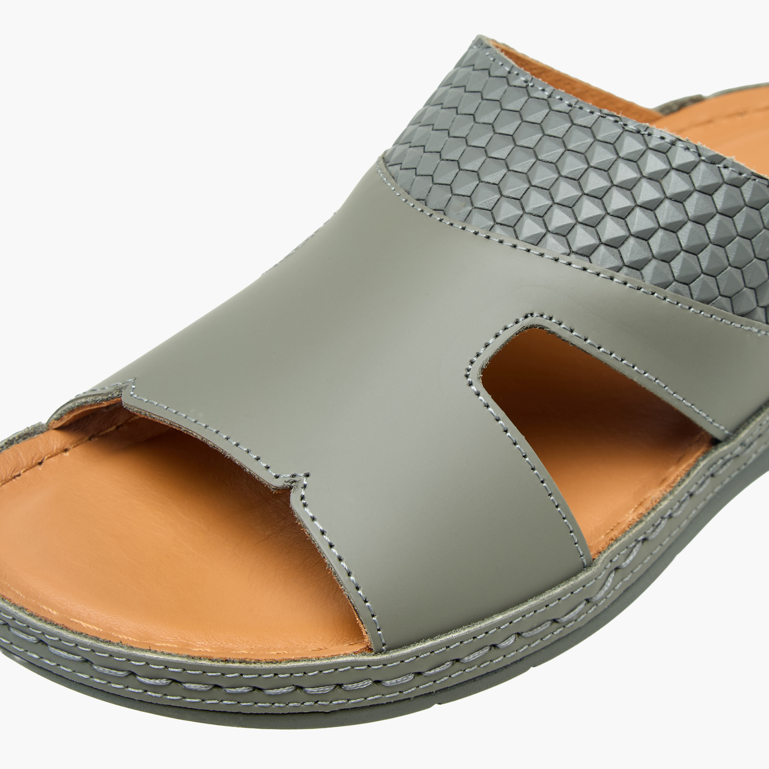 صندل عربي جلد للأولاد من لو كونفورت-boys-shoes-sandals-image-4
