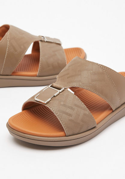 Mister Duchini Textured Slip-On Arabic Sandals with Accent Detail-Boy%27s Sandals-image-3