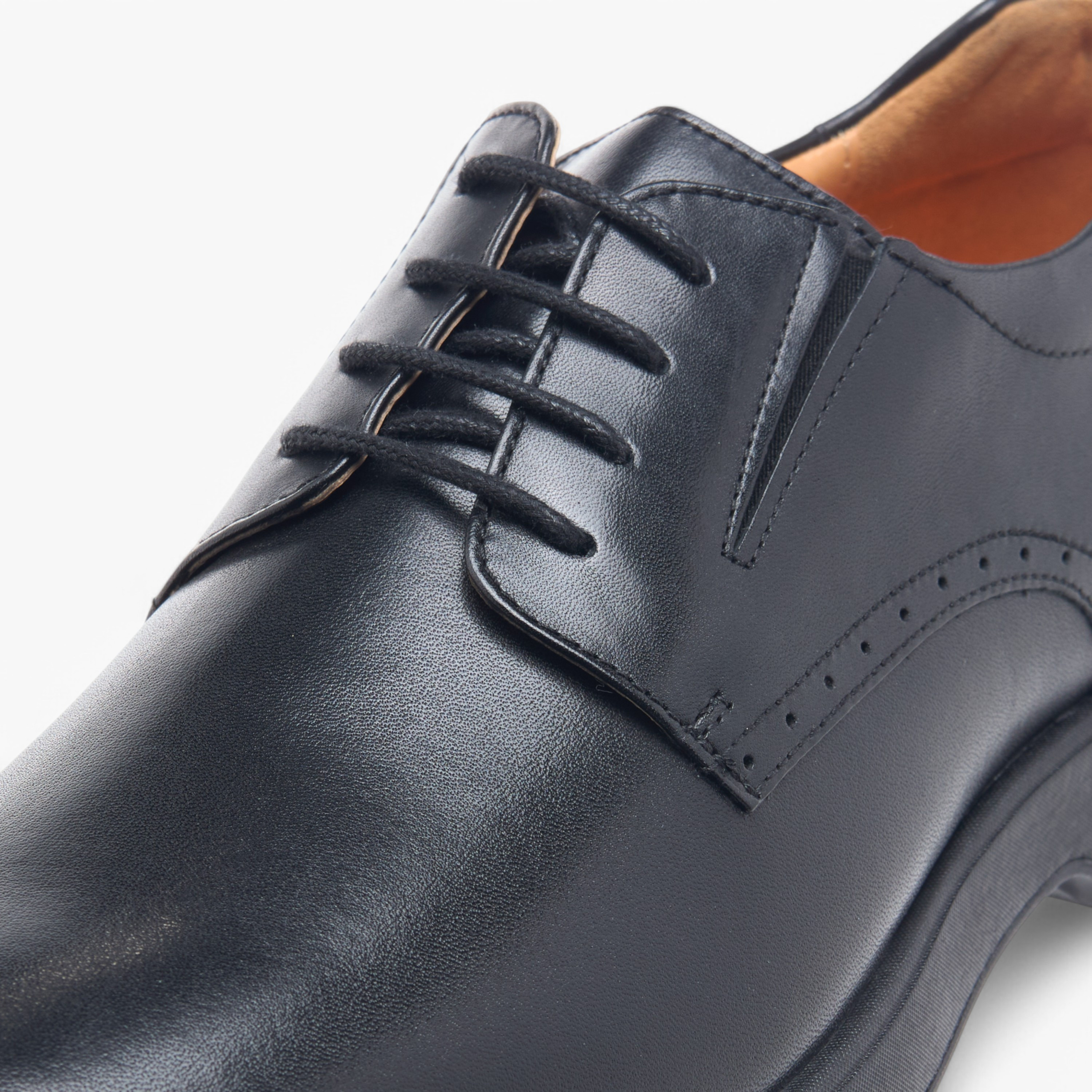 Le Confort Solid Leather Air Tech Derby Shoes with Lace-Up Closure-men-shoes-formalshoes-image-4