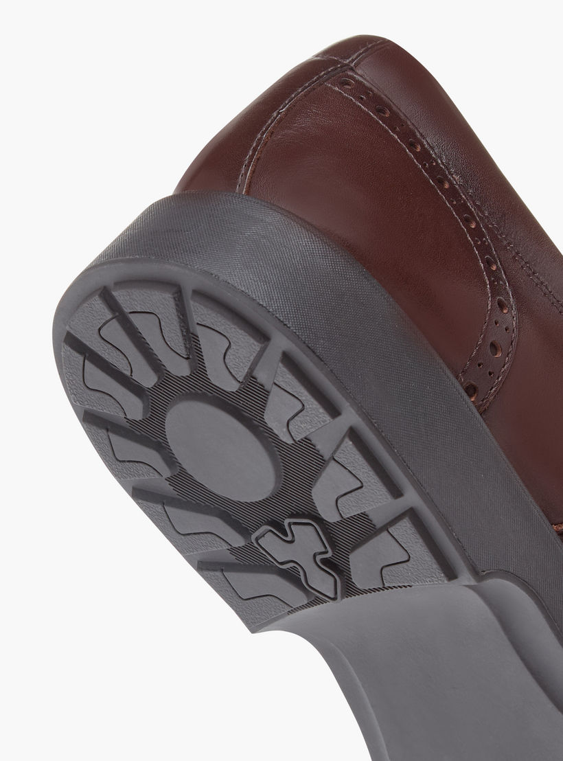 حذاء سهل الارتداء إير تيك جلد مثقّب من لو كونفورت-men-shoes-formalshoes-image-5