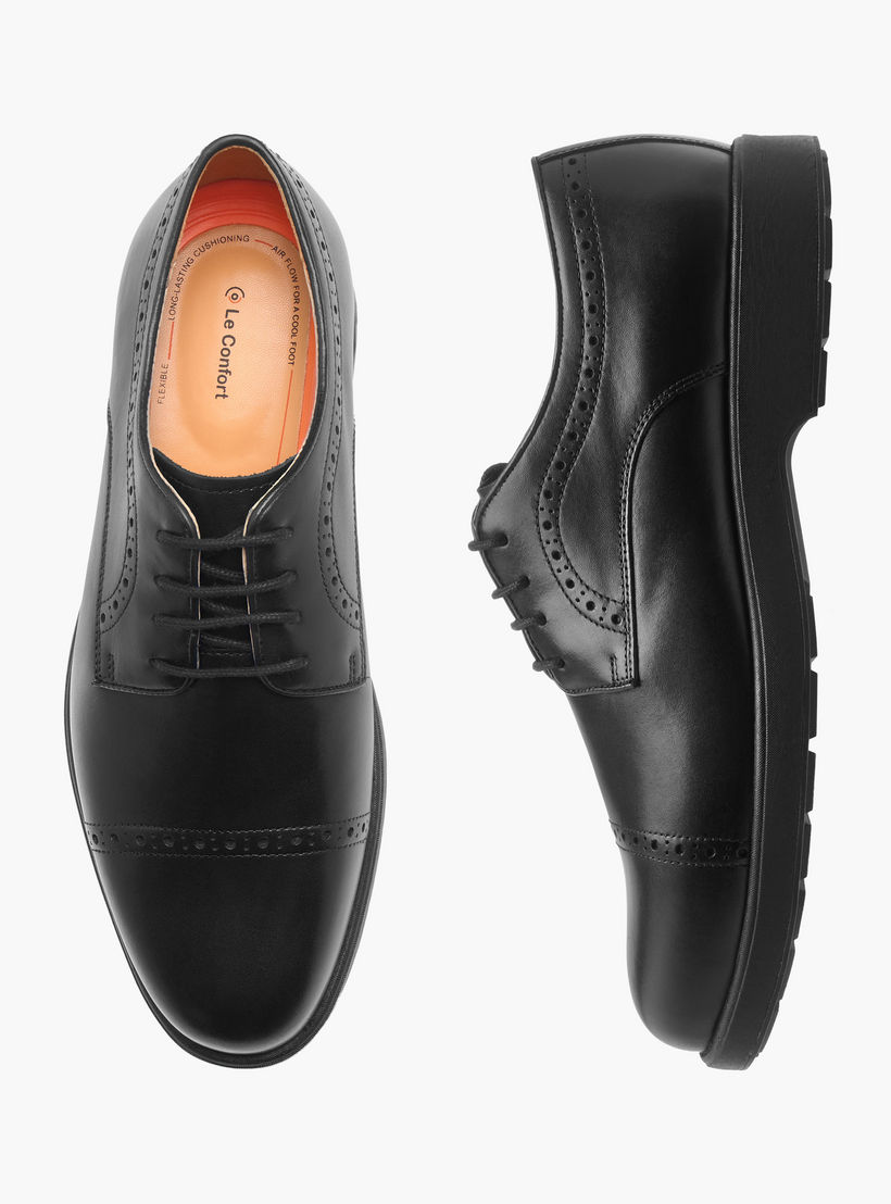 حذاء ديربي إير تيك جلد بتفاصيل مثقبة ورباط إغلاق من لو كونفورت-men-shoes-formalshoes-image-1