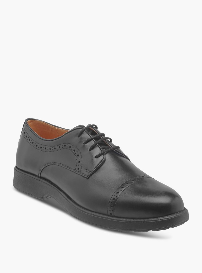 حذاء ديربي إير تيك جلد بتفاصيل مثقبة ورباط إغلاق من لو كونفورت-men-shoes-formalshoes-image-2