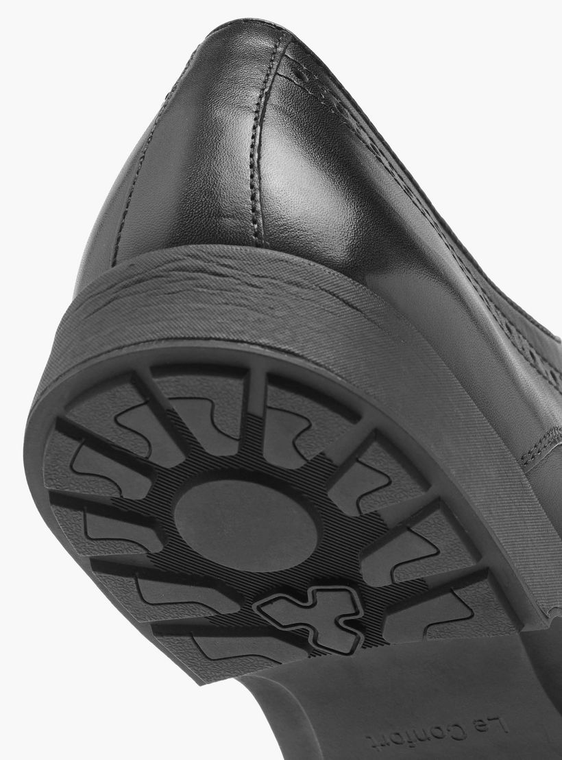 حذاء ديربي إير تيك جلد بتفاصيل مثقبة ورباط إغلاق من لو كونفورت-men-shoes-formalshoes-image-5