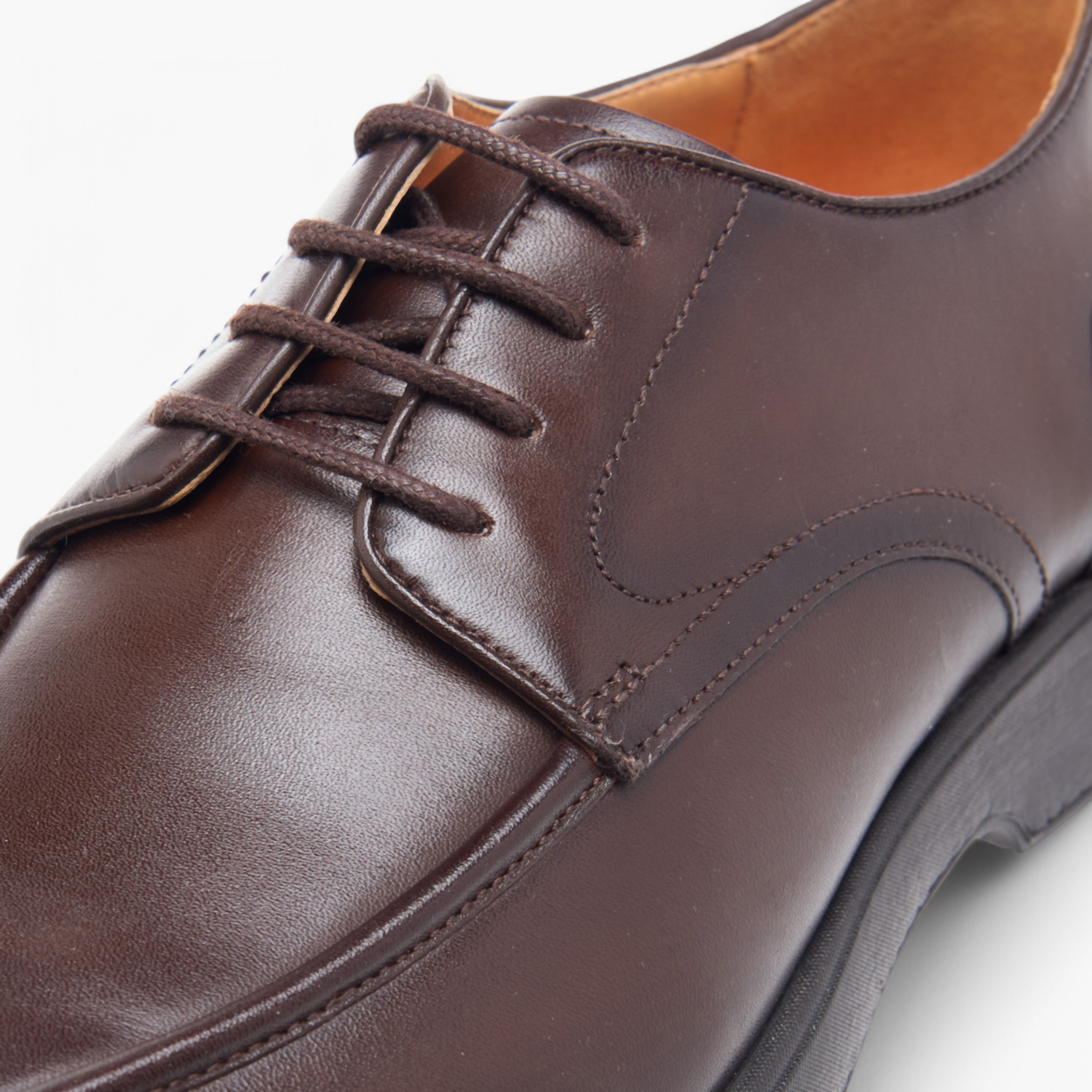 حذاء ديربي إير تيك جلد بارز الملمس برباط إغلاق من لو كونفورت-men-shoes-formalshoes-image-10