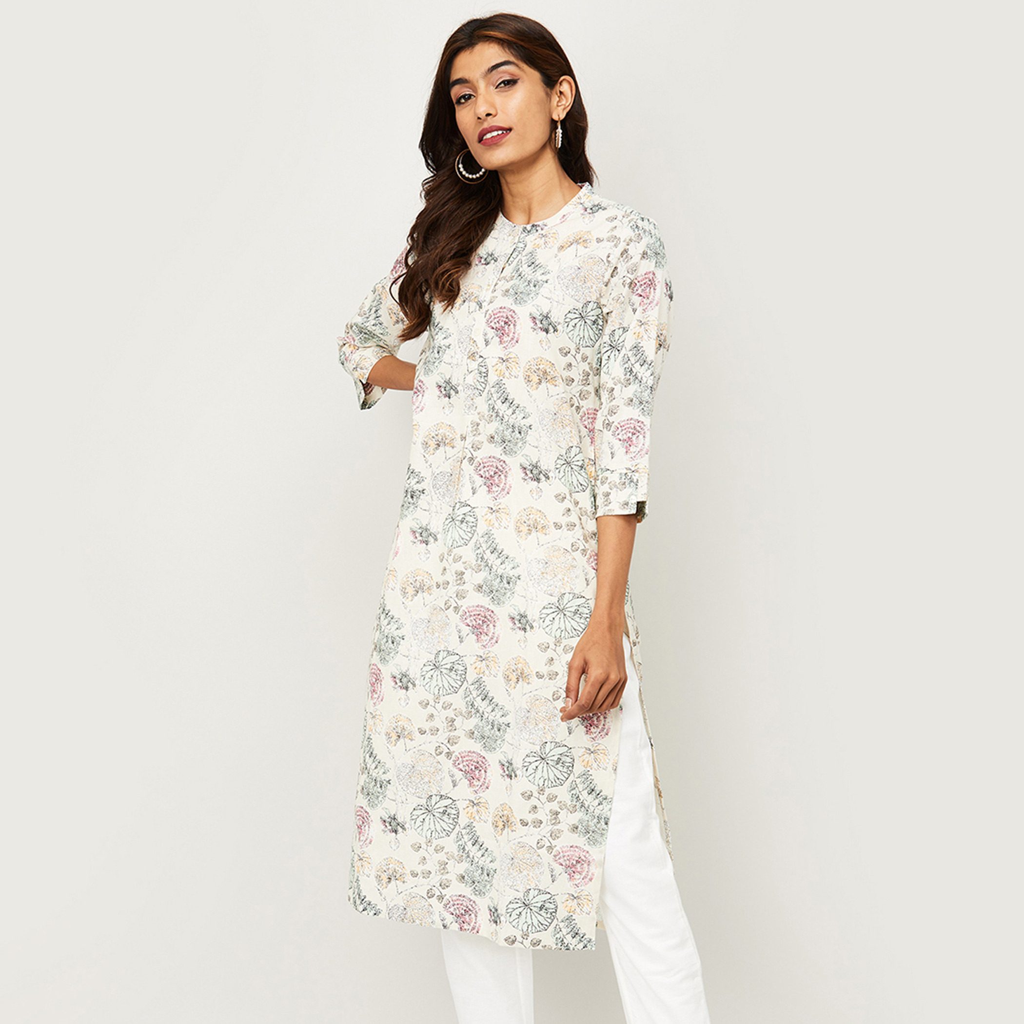 ميلانج أبيض قمم-women-clothing-ethnicwear-kurtas-image-1