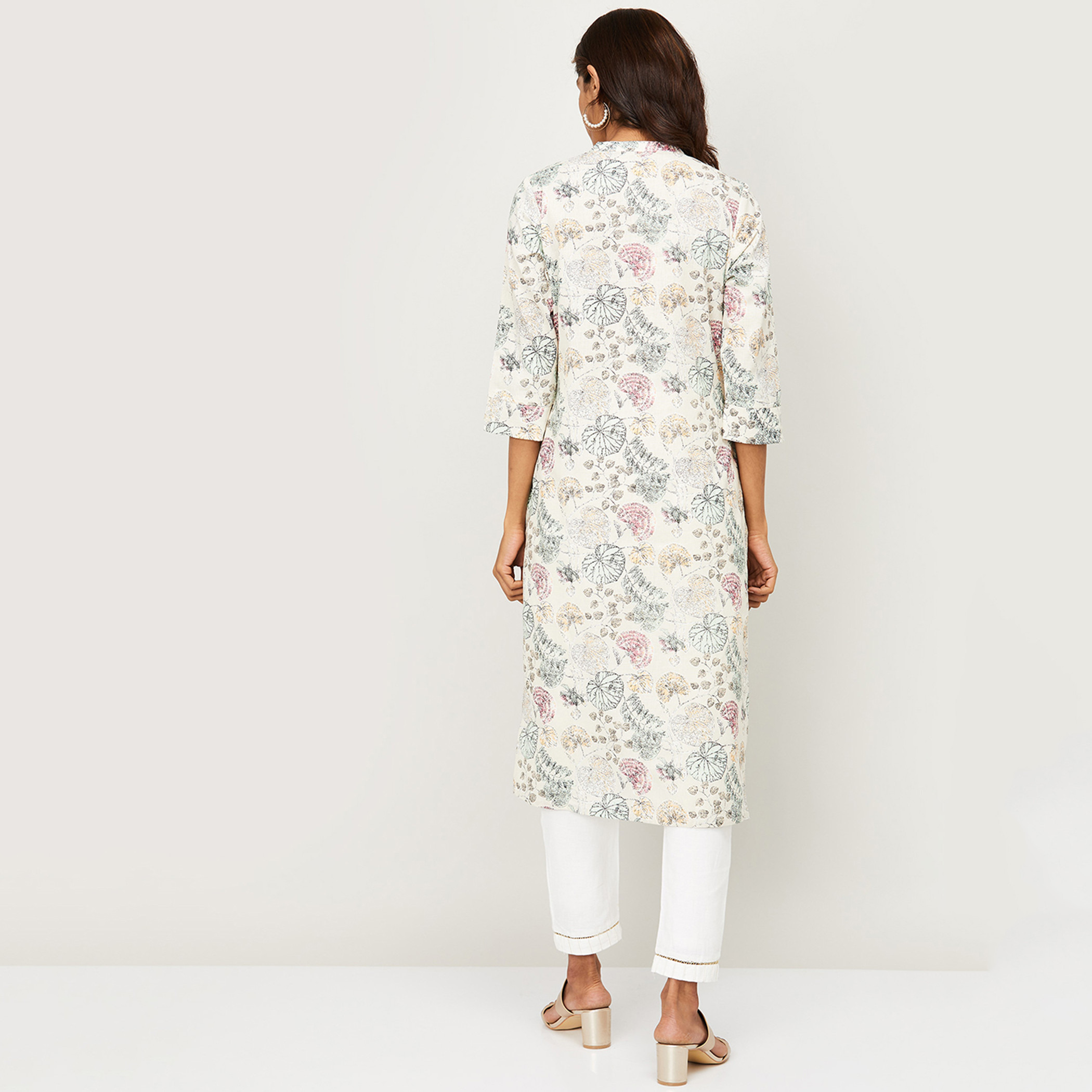 ميلانج أبيض قمم-women-clothing-ethnicwear-kurtas-image-5