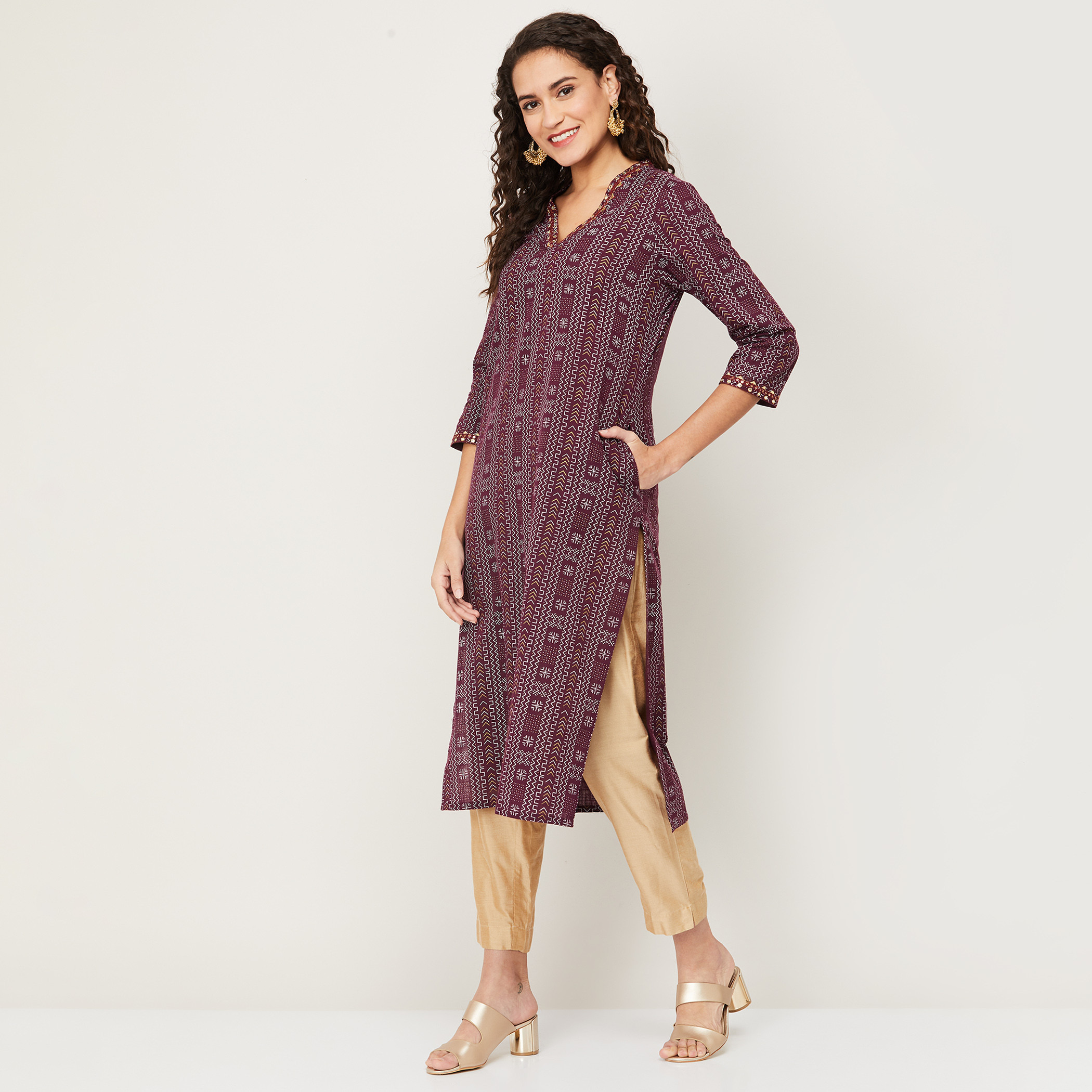 ميلانج أحمر قمم-women-clothing-ethnicwear-kurtas-image-3