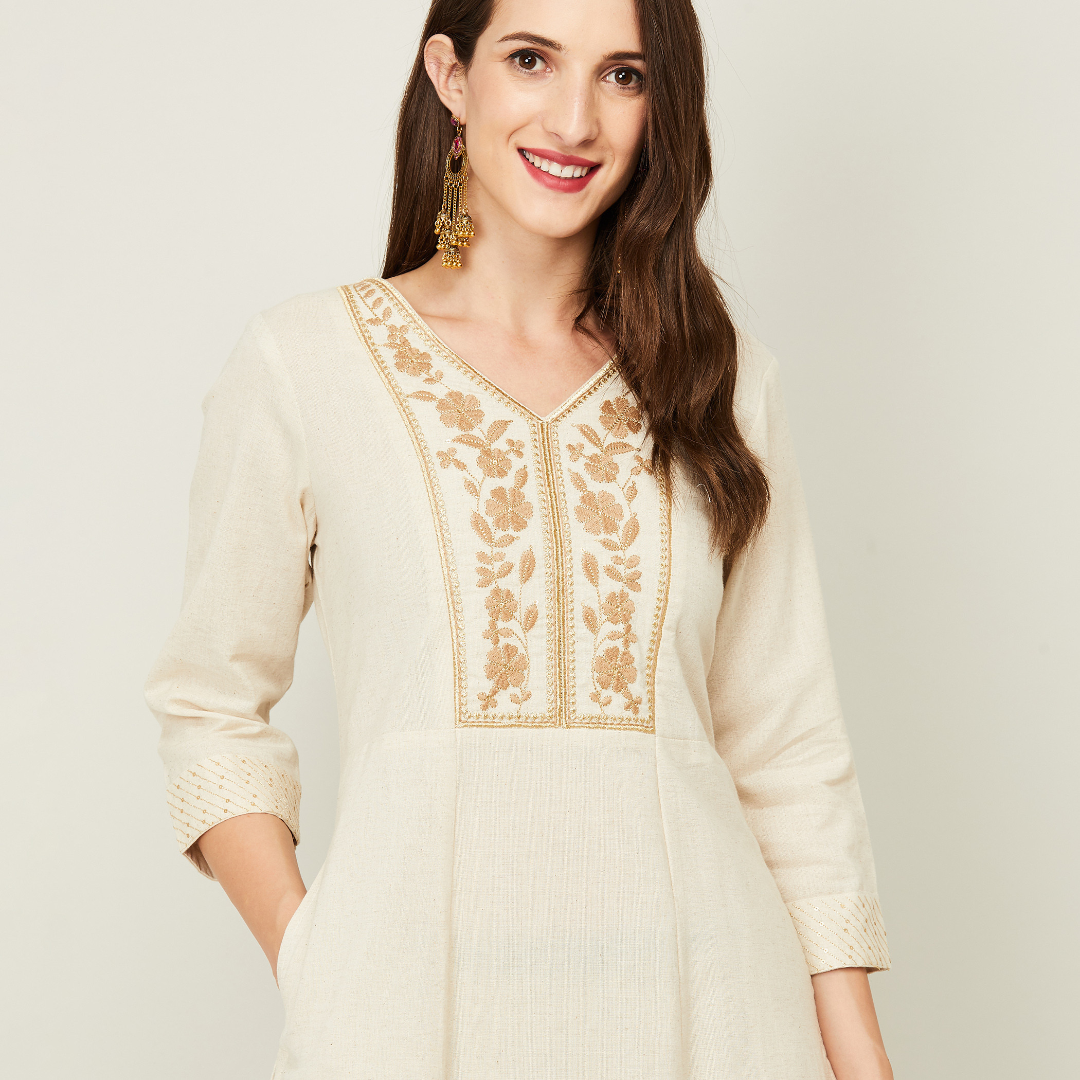 ميلانج أبيض قمم-women-clothing-ethnicwear-kurtas-image-4