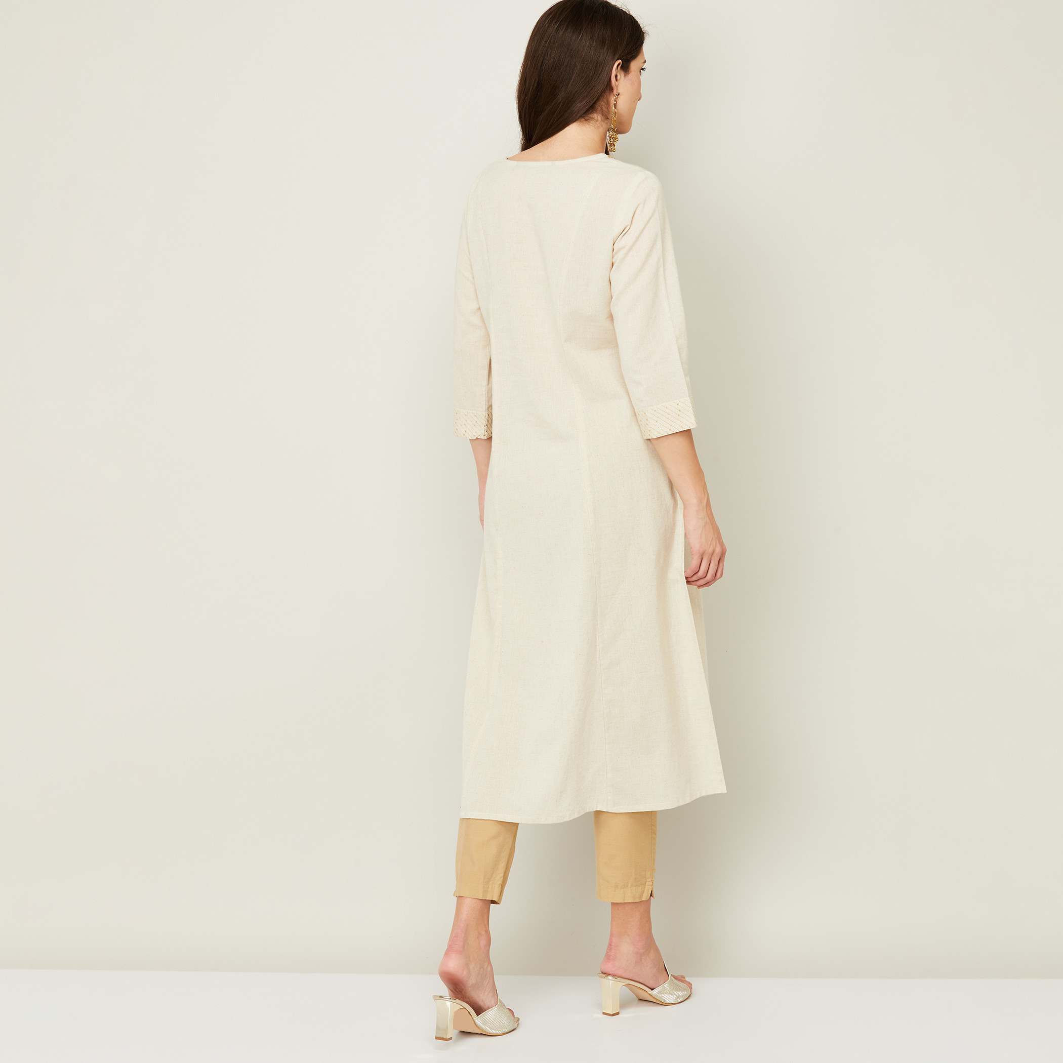 ميلانج أبيض قمم-women-clothing-ethnicwear-kurtas-image-5