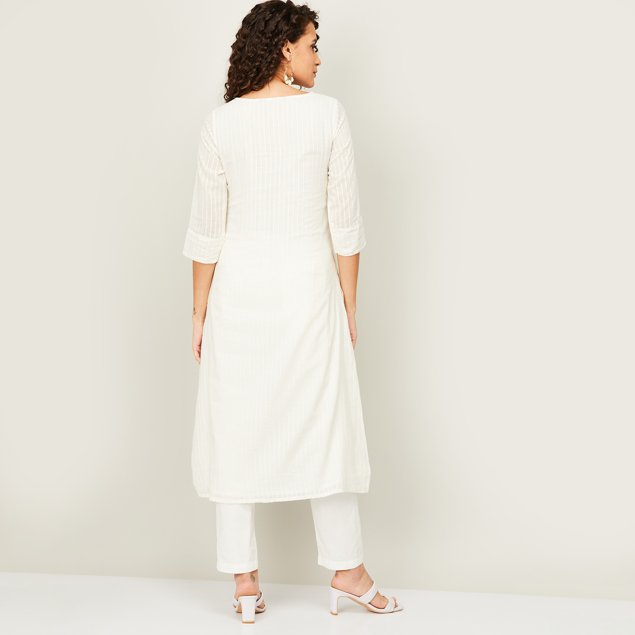 ميلانج أبيض قمم-women-clothing-ethnicwear-kurtas-image-5