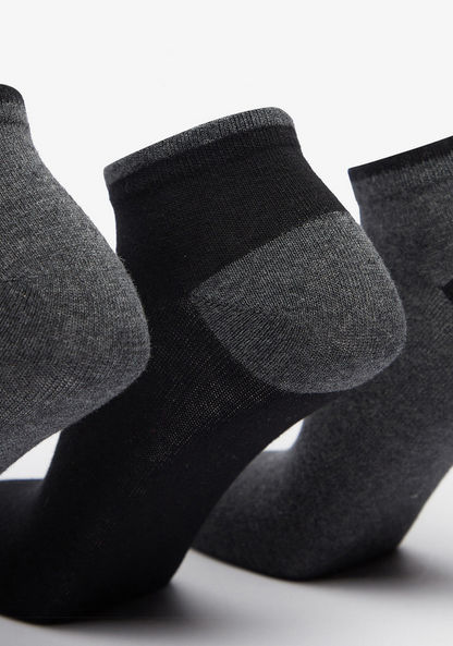 Gloo Textured Ankle Length Socks - Set of 3