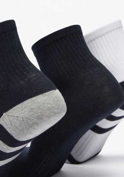 Gloo Textured Ankle Length Sports Socks - Set of 3-Men%27s Socks-image-1