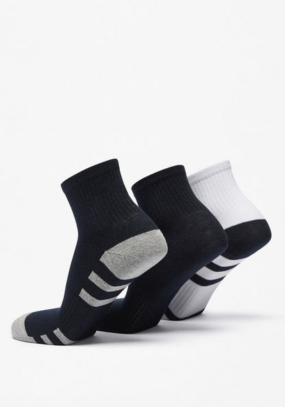 Gloo Textured Ankle Length Sports Socks - Set of 3-Men%27s Socks-image-2