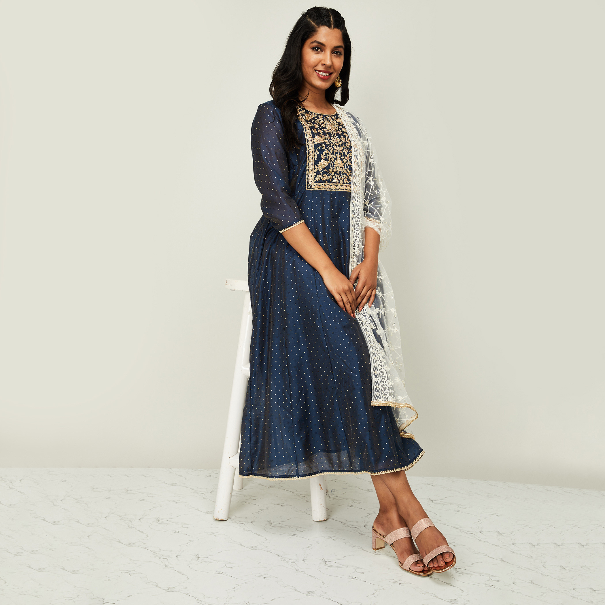 Buy Women s Melange 3 Piece Embellished Ethnic Salwar Suit with 3 4 Sleeves Online Centrepoint UAE