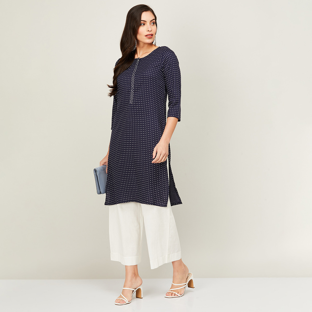 كورتا مستقيمة برقبة دائرية منقط باللون الأزرق الداكن للنساء مع جيوب جانبية من ميلانج-women-clothing-ethnicwear-kurtas-image-2