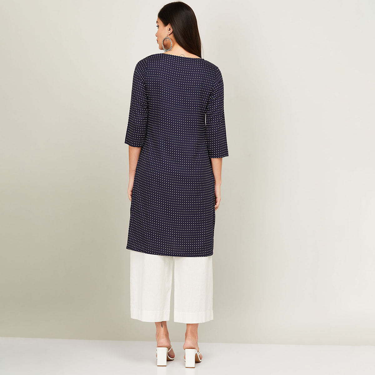 كورتا مستقيمة برقبة دائرية منقط باللون الأزرق الداكن للنساء مع جيوب جانبية من ميلانج-women-clothing-ethnicwear-kurtas-image-5