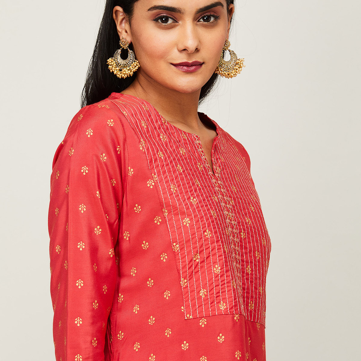كورتا من ميلانج بياقة مدببة مطبوعة باللون المرجاني للنساء مع جيوب جانبية-women-clothing-ethnicwear-kurtas-image-4