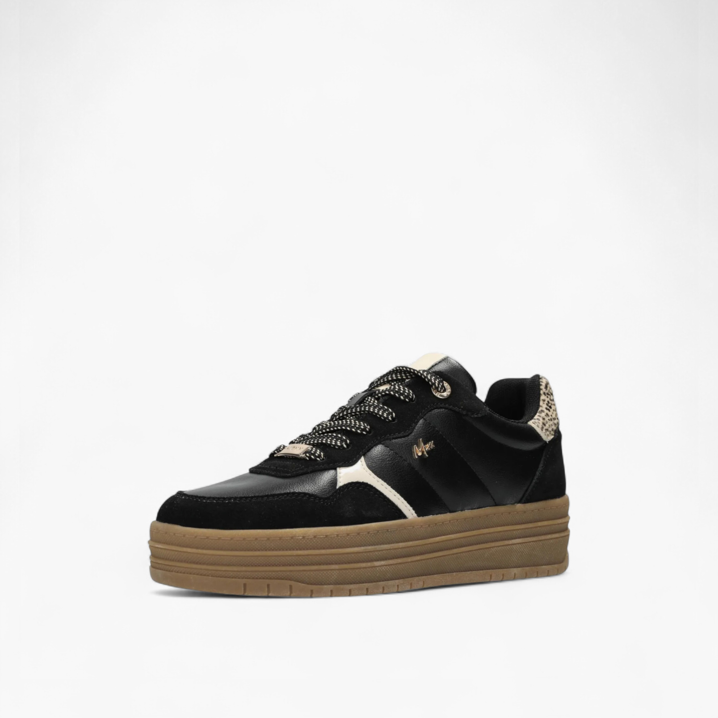 حذاء سنيكرز متعدد التصاميم برباط إغلاق من ميكس-women-shoes-sneakers-image-7