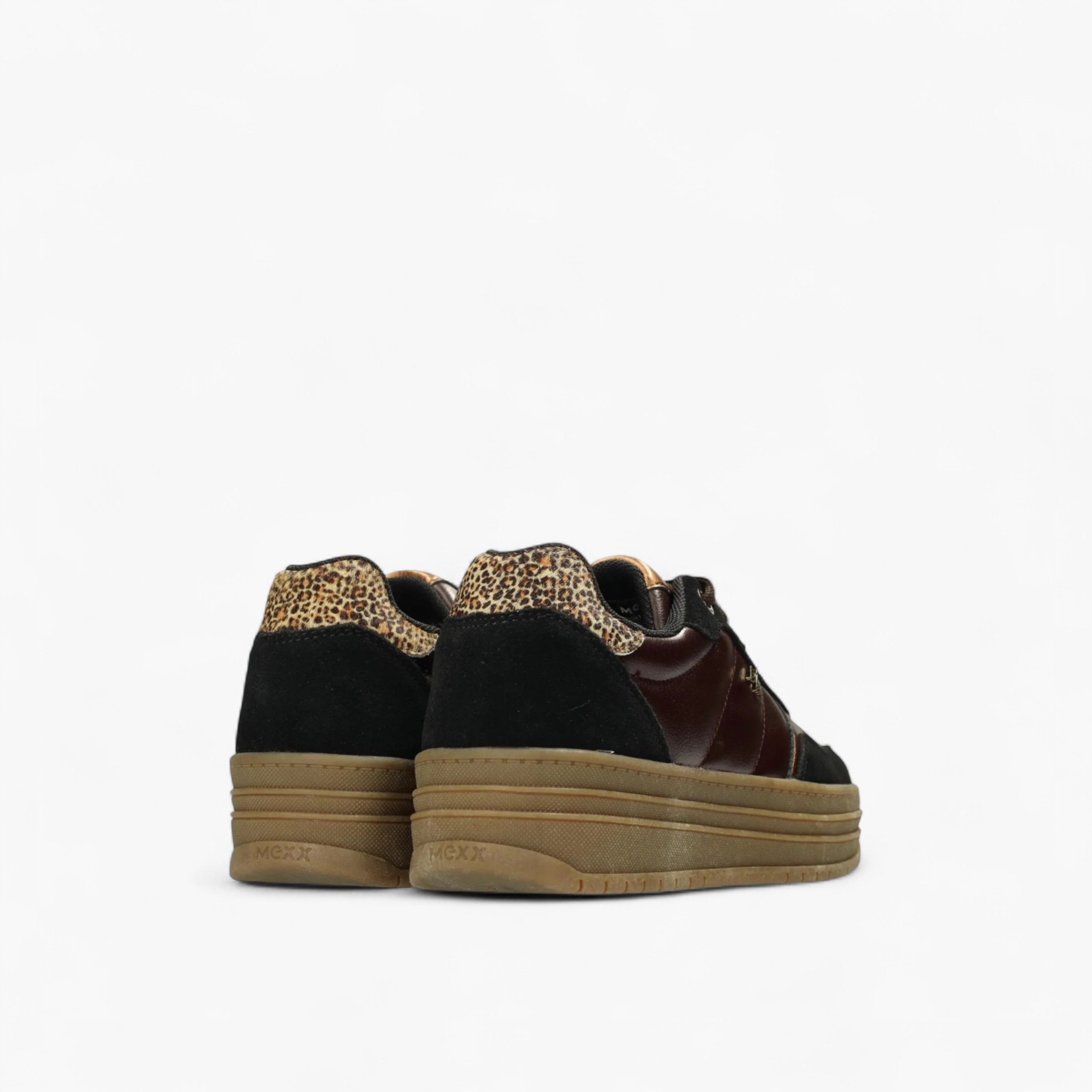 حذاء سنيكرز بقوالب ملونة ورباط إغلاق من ميكس-women-shoes-sneakers-image-3
