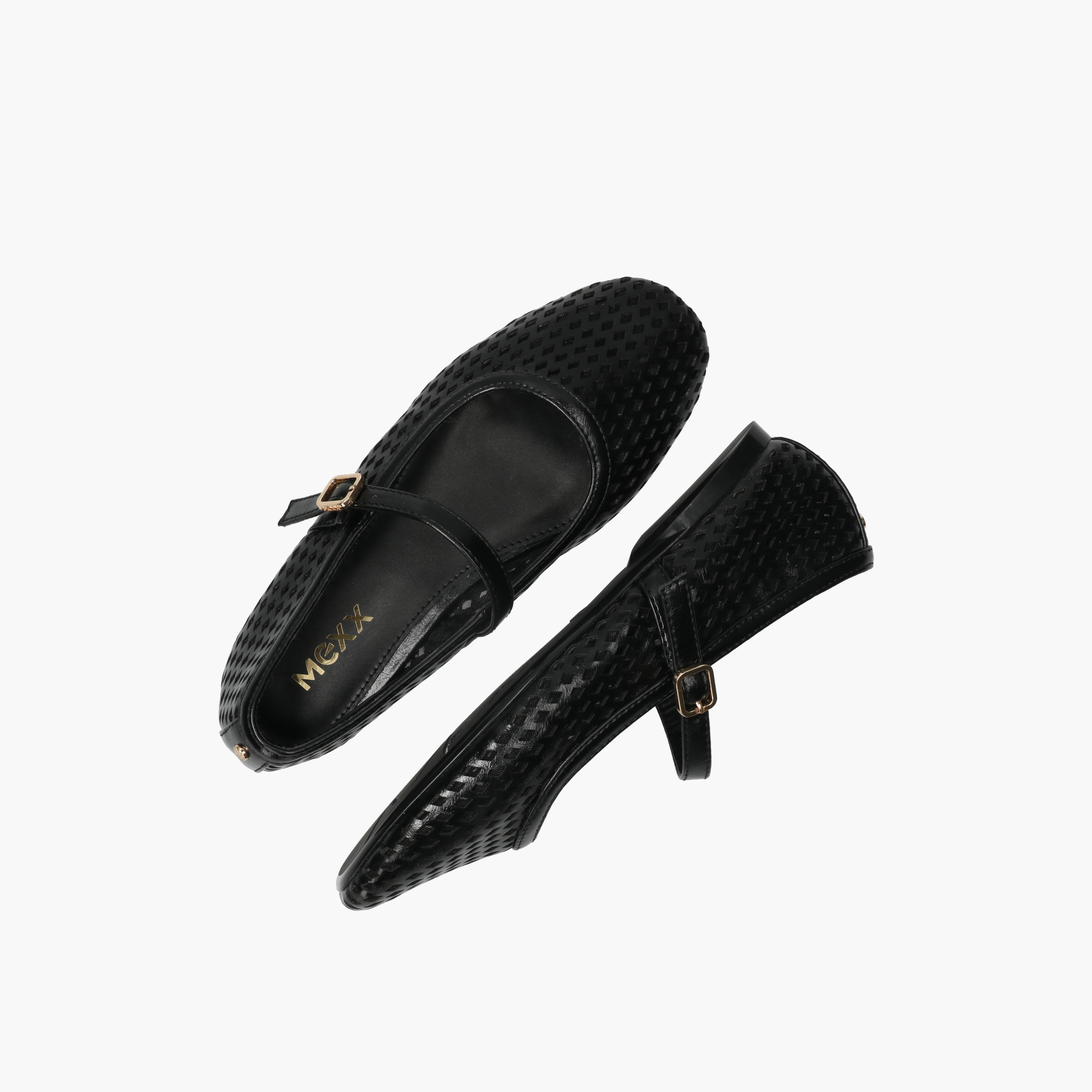 حذاء ماري جين بتفاصيل مفرغة تامرين ليمون للنساء من مكس-women-shoes-flats-ballerinas-image-5