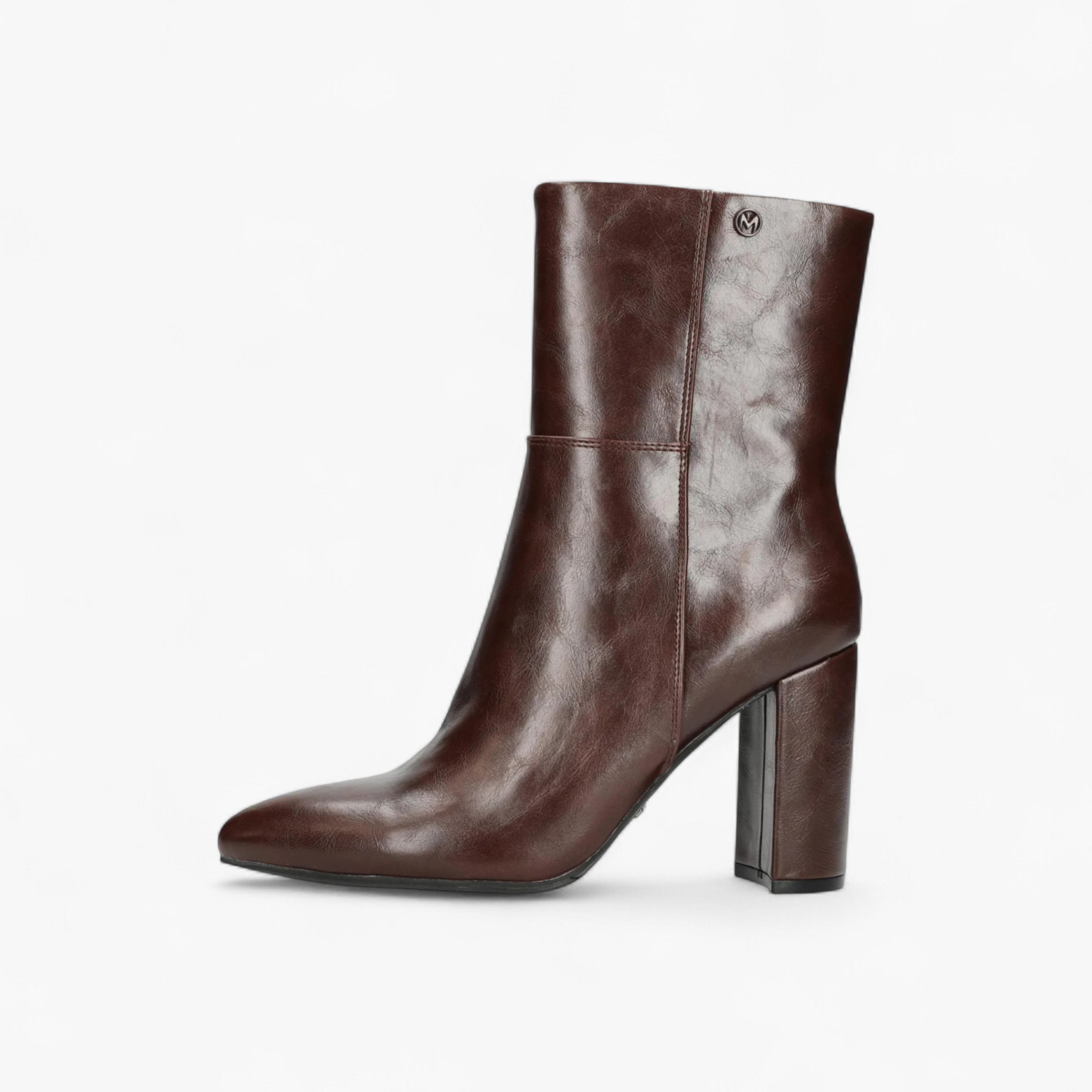 بوت سادة طول الكاحل بسحاب إغلاق وكعب سميك من مكس-women-shoes-boots-image-15
