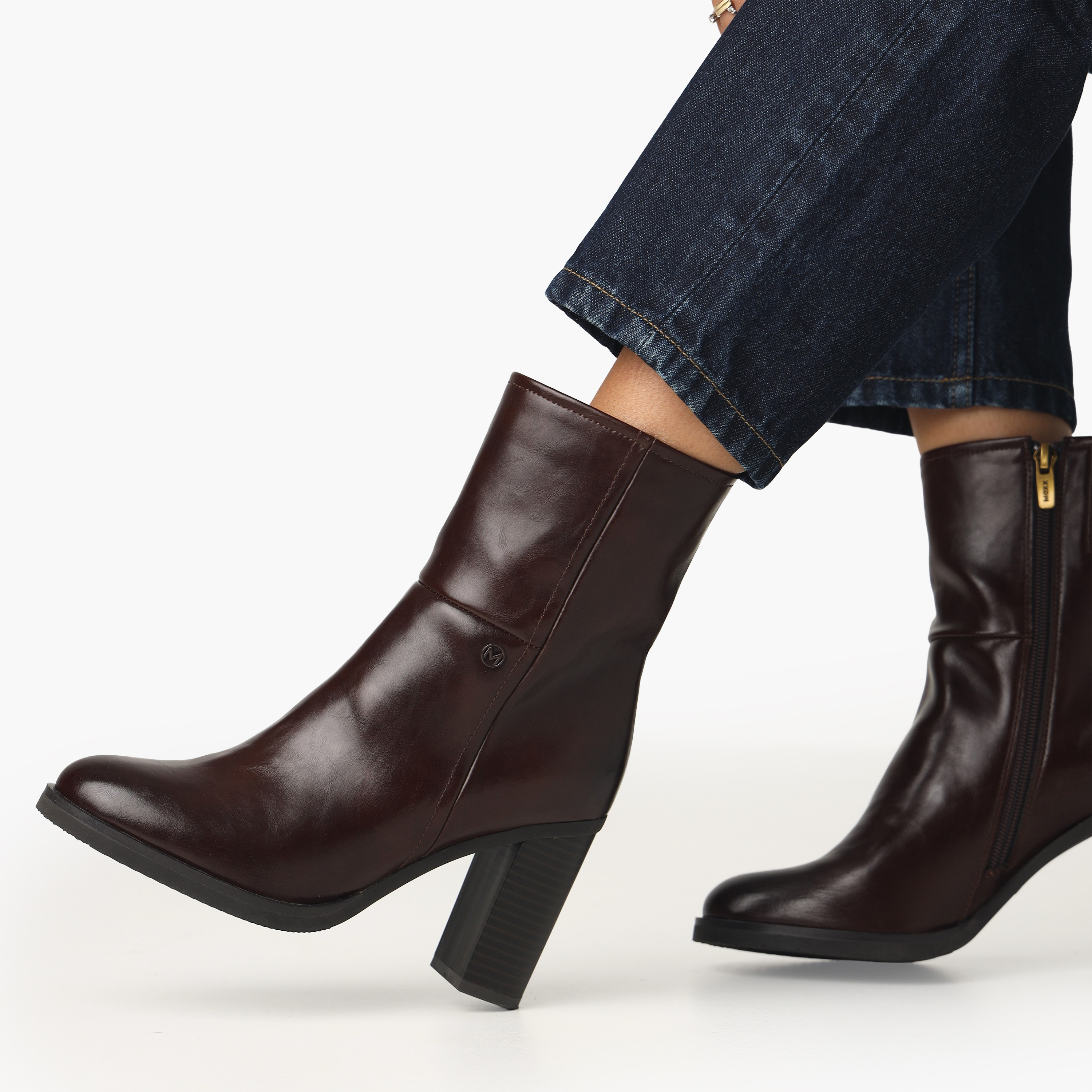 بوت للكاحل بكعب عريض أنيشا للنساء من ميكس-women-shoes-boots-image-7