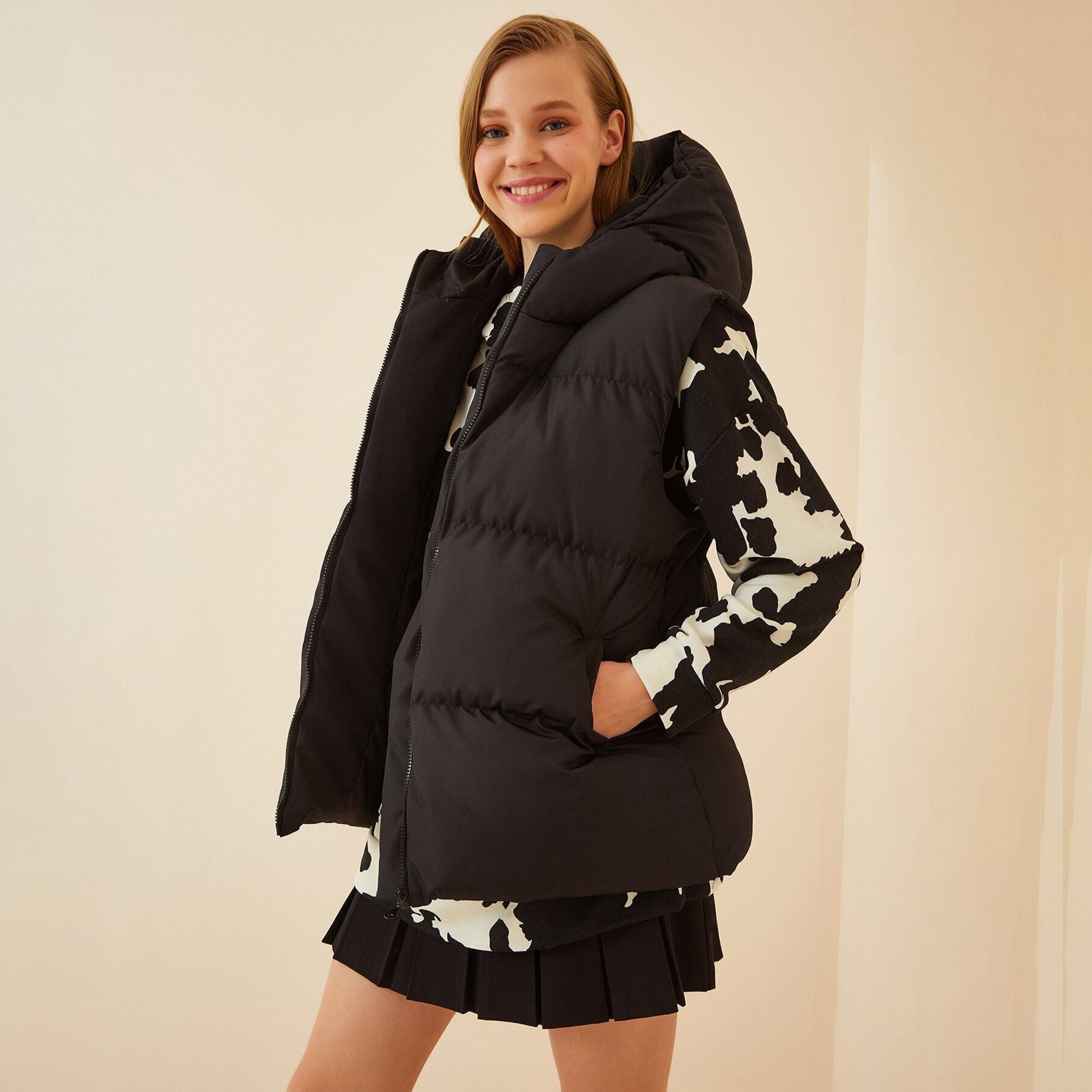 فيست جاكيت نسائي بقلنسوة من هابينيس اسطنبول-women-winterwear-hoodiesandsweatshirts-hoodies-image-2