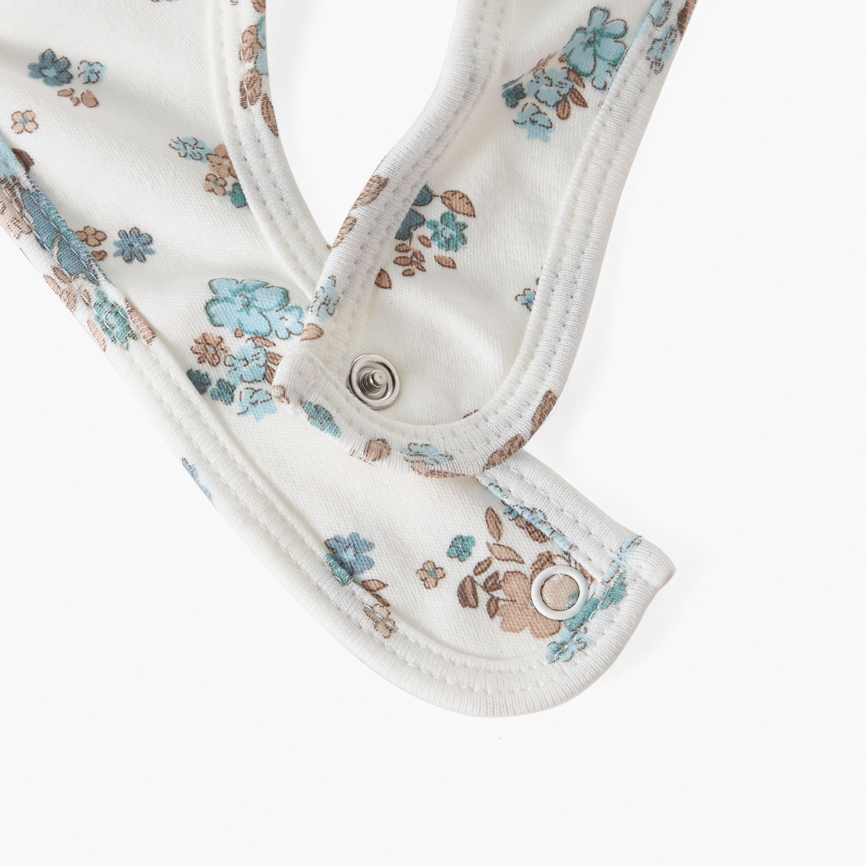 Juniors Baby Bib with Floral Print-baby-feeding-bibs-image-4