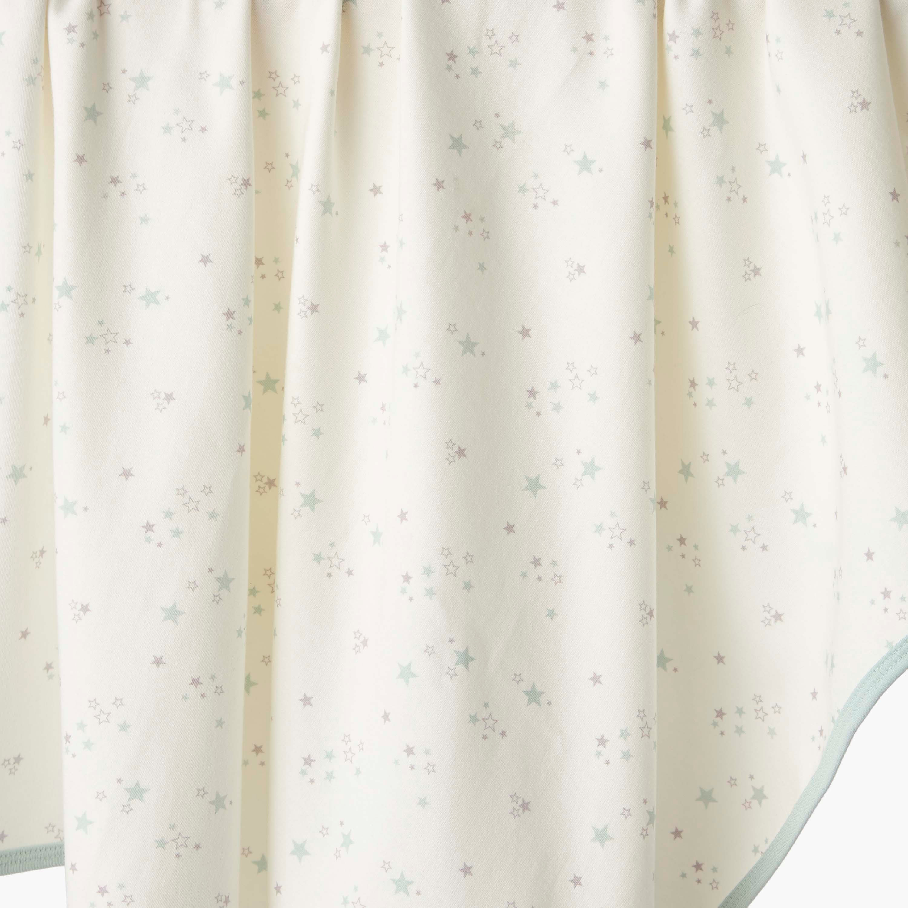 Juniors Receiving Blanket with Star Print-baby-nursery-blanketsandswaddles-receivingblankets-image-4