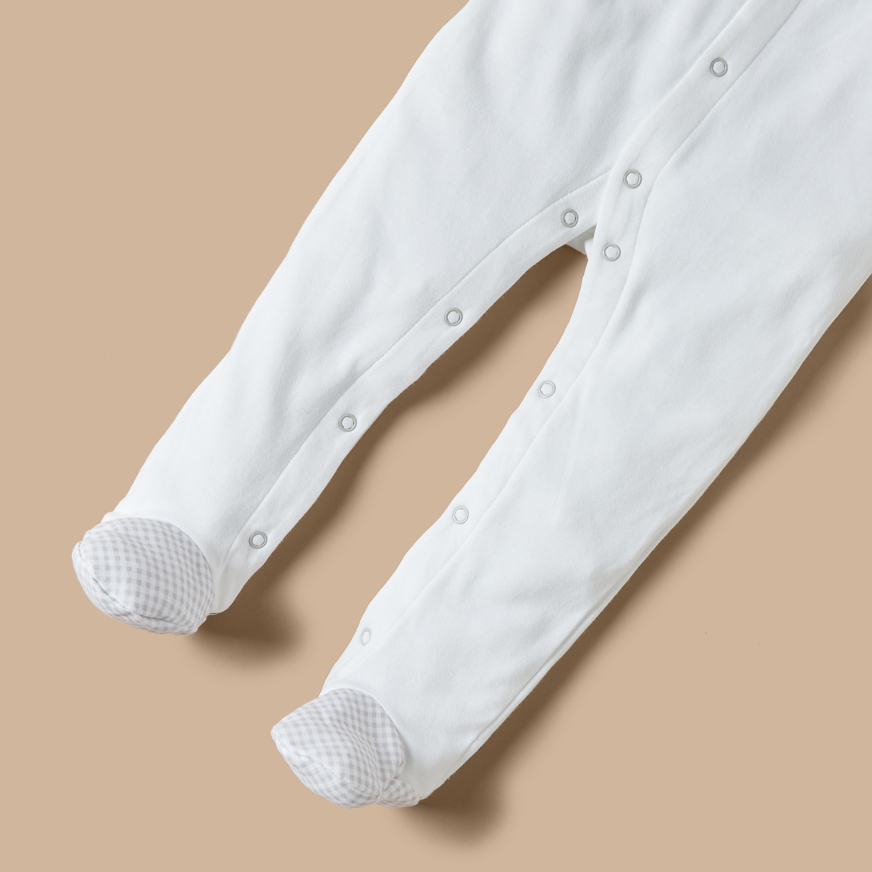 Juniors Printed Closed Feet Sleepsuit with Bow Detail and Button Closure-baby-boys-clothing-nightwear-sleepsuits-image-4