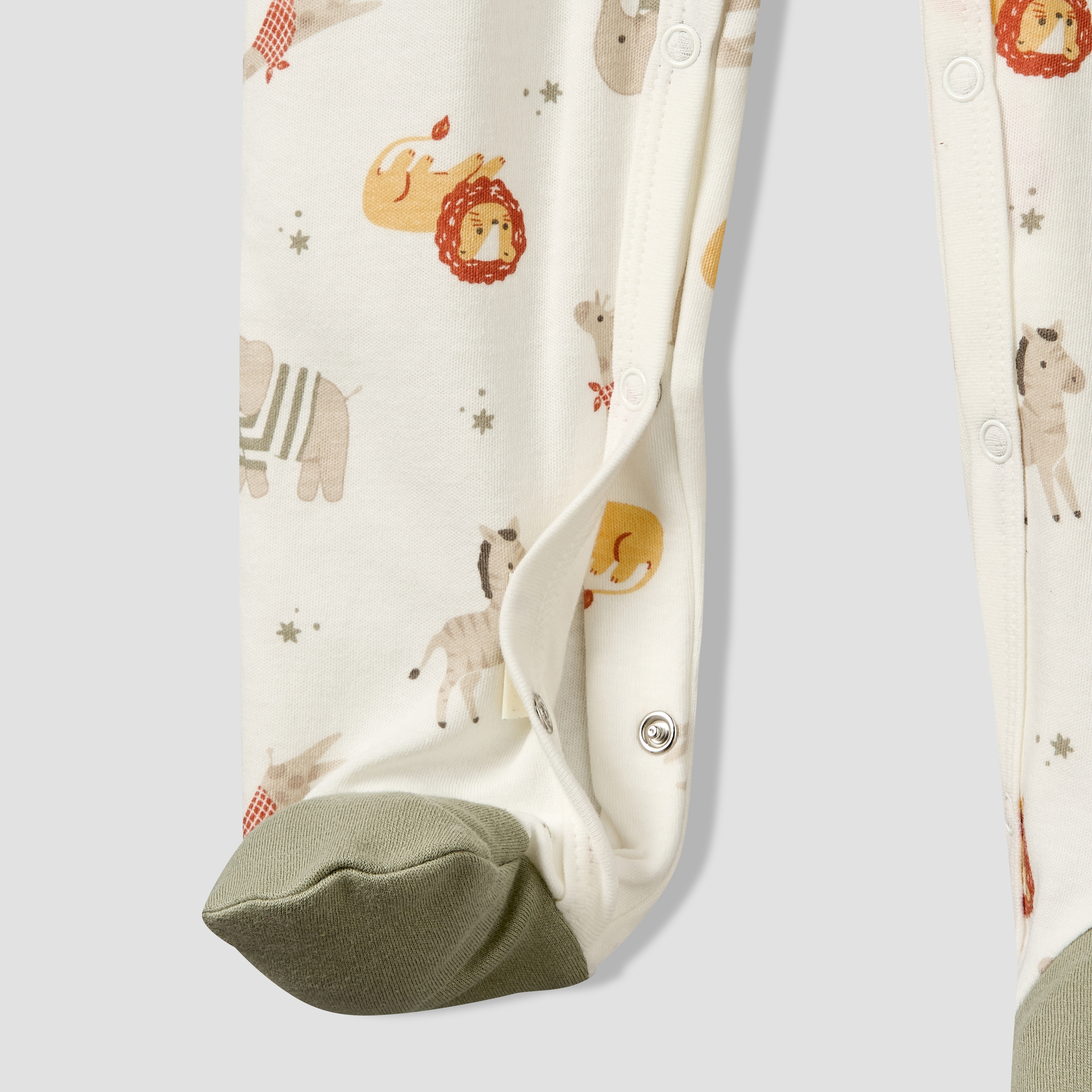 Juniors Cotton Round Neck Long Sleeves Sleepsuit with Safari Print-baby-boys-clothing-nightwear-sleepsuits-image-4