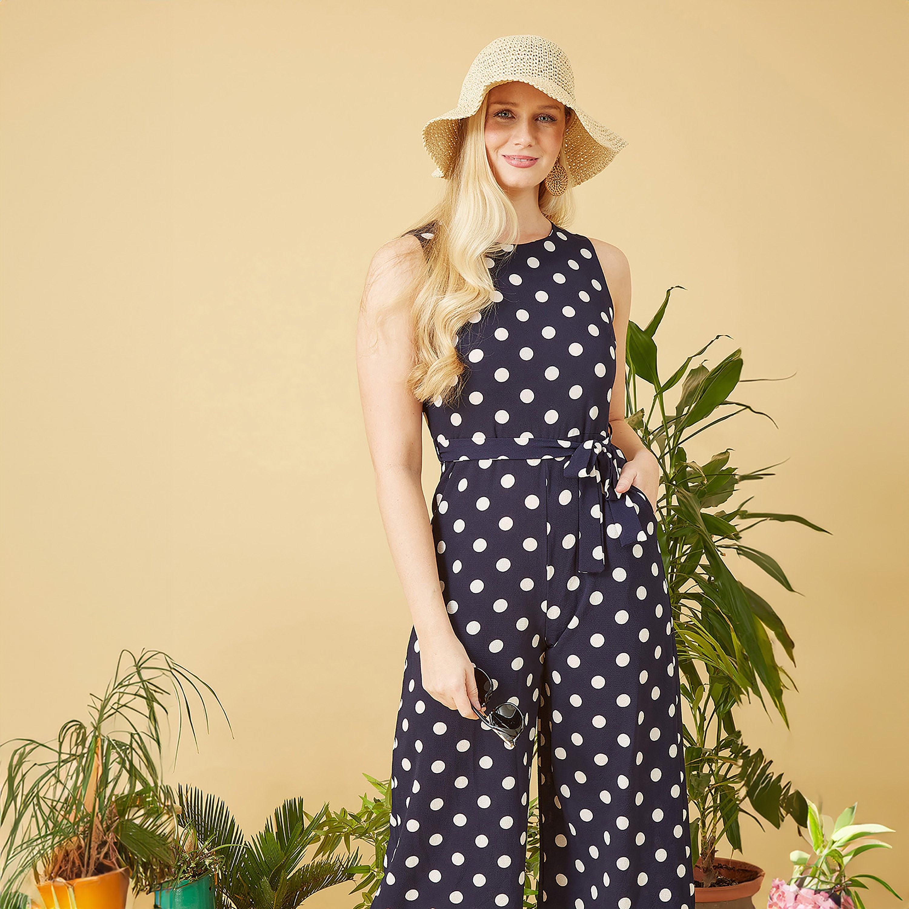 جمبسوت نسائي كيولوت بنقاط البولكا من ميلا لندن-women-clothing-jumpsuits-image-3