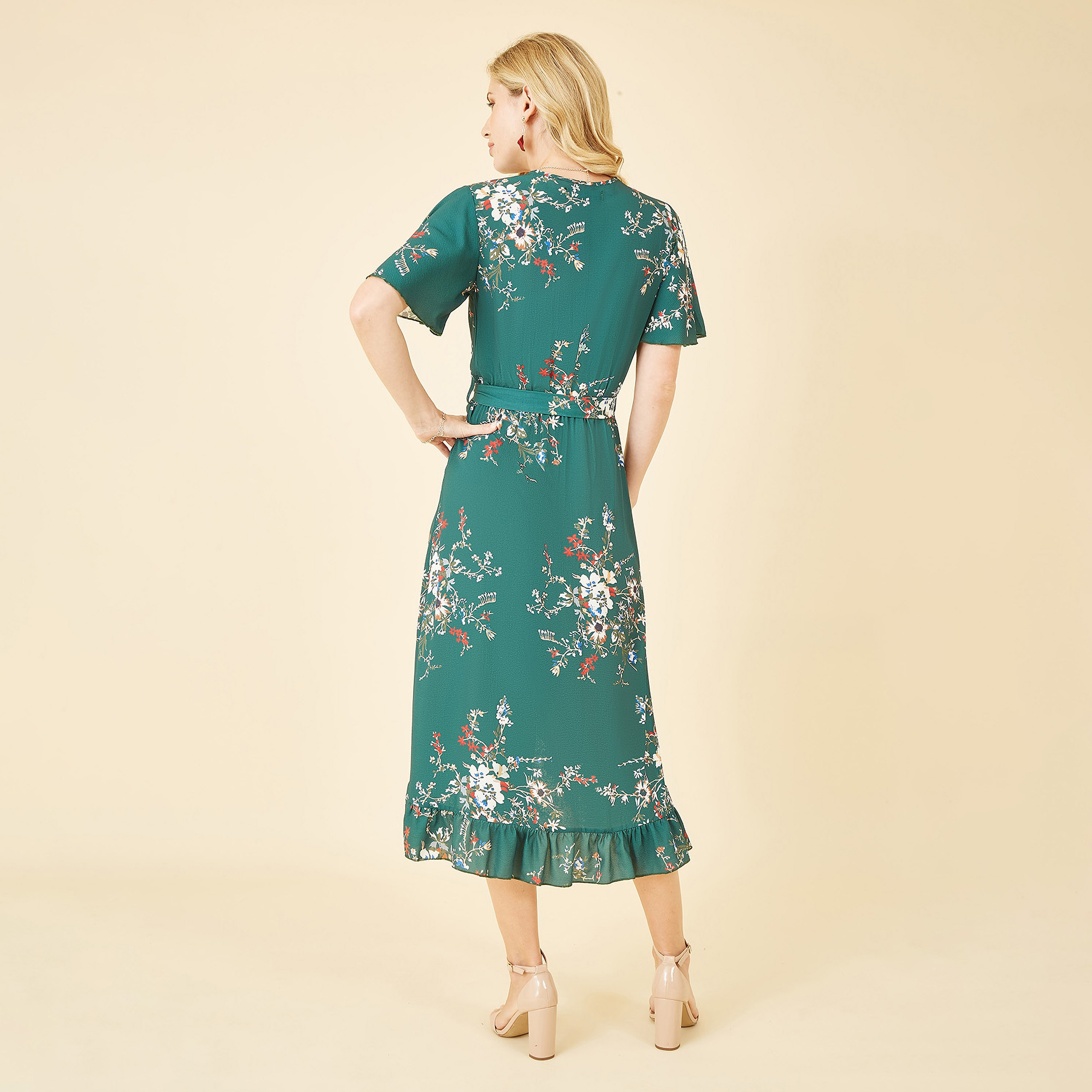 فستان نسائي متوسط الطول بنقشة الزهور وحواف متداخلة من ميلا لندن-women-clothing-dresses-image-2