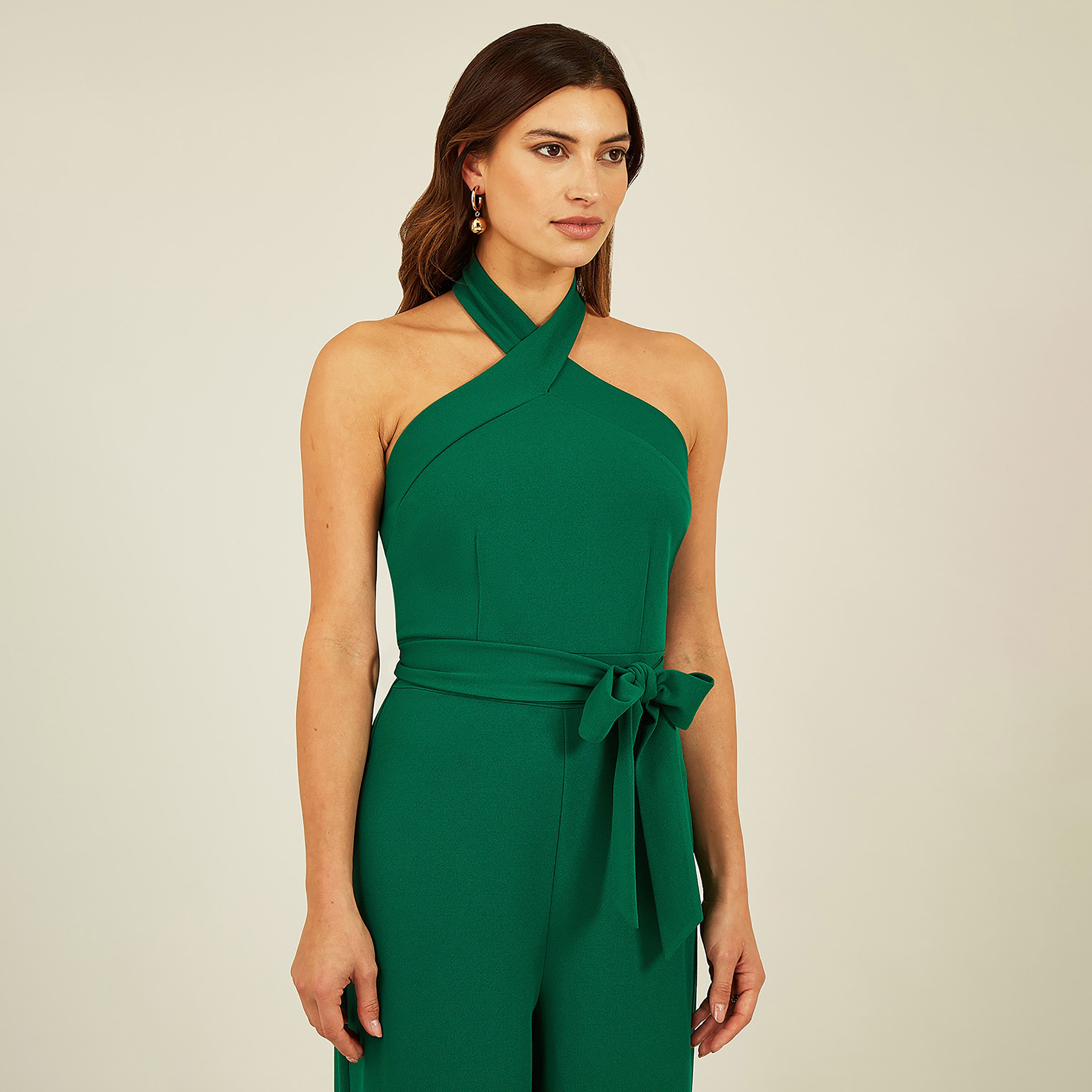 جمبسوت نسائي أخضر رقبة هالتر كروس أوفر من ميلا لندن-women-clothing-jumpsuits-image-3