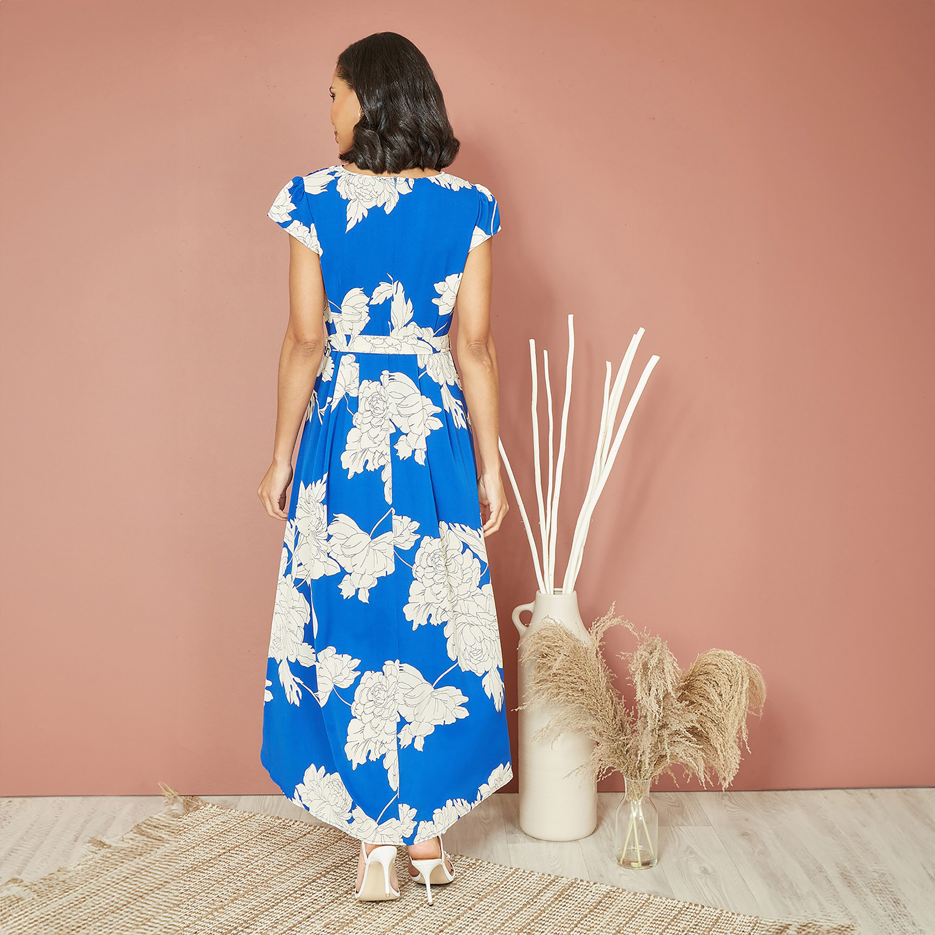 Mela London Blue Blossom Print Wrap Women's Midi Dress with Dipped Hem-women-clothing-dresses-image-2