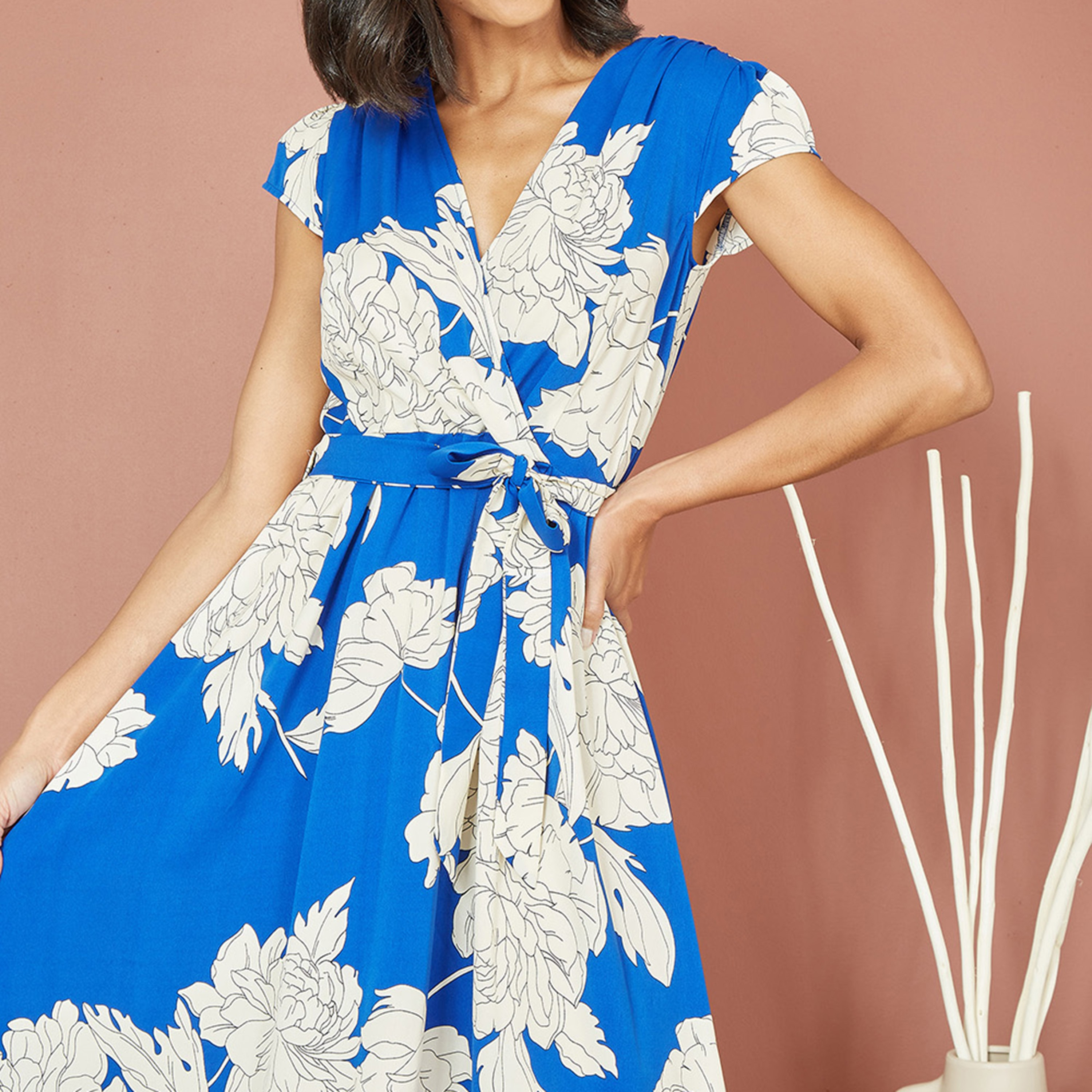 Mela London Blue Blossom Print Wrap Women's Midi Dress with Dipped Hem-women-clothing-dresses-image-3