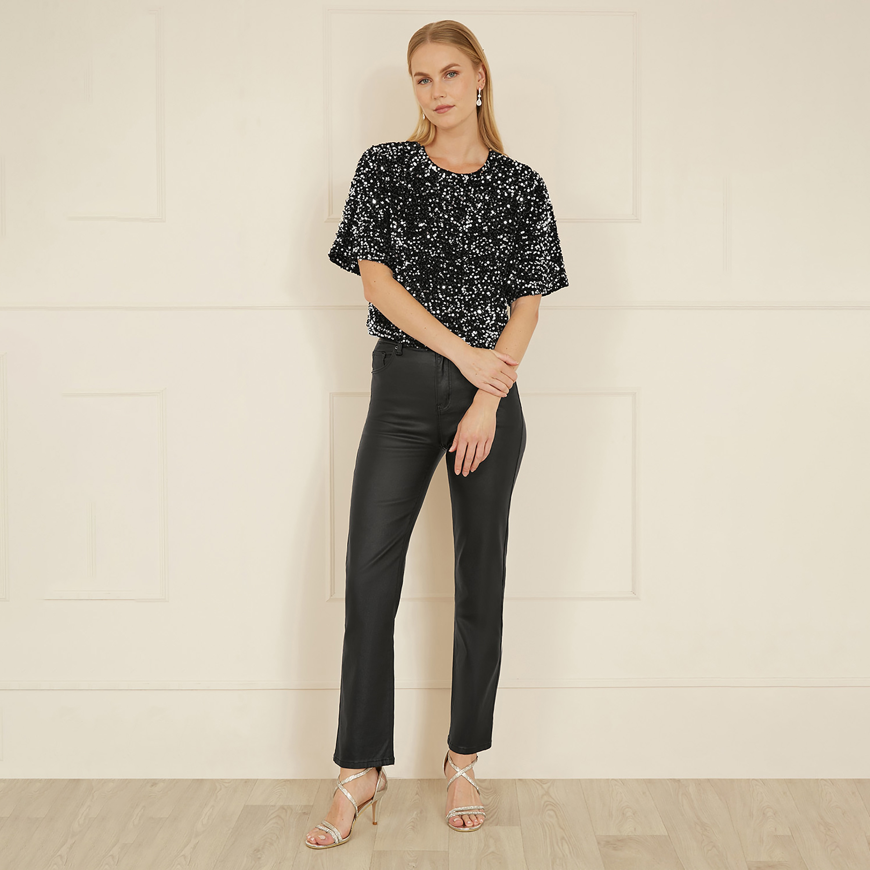 بلوزة سهرة مريحة للنساء باللون الأسود مزينة بالترتر من ميلا لندن-women-clothing-shirtsandblouses-blouses-image-3