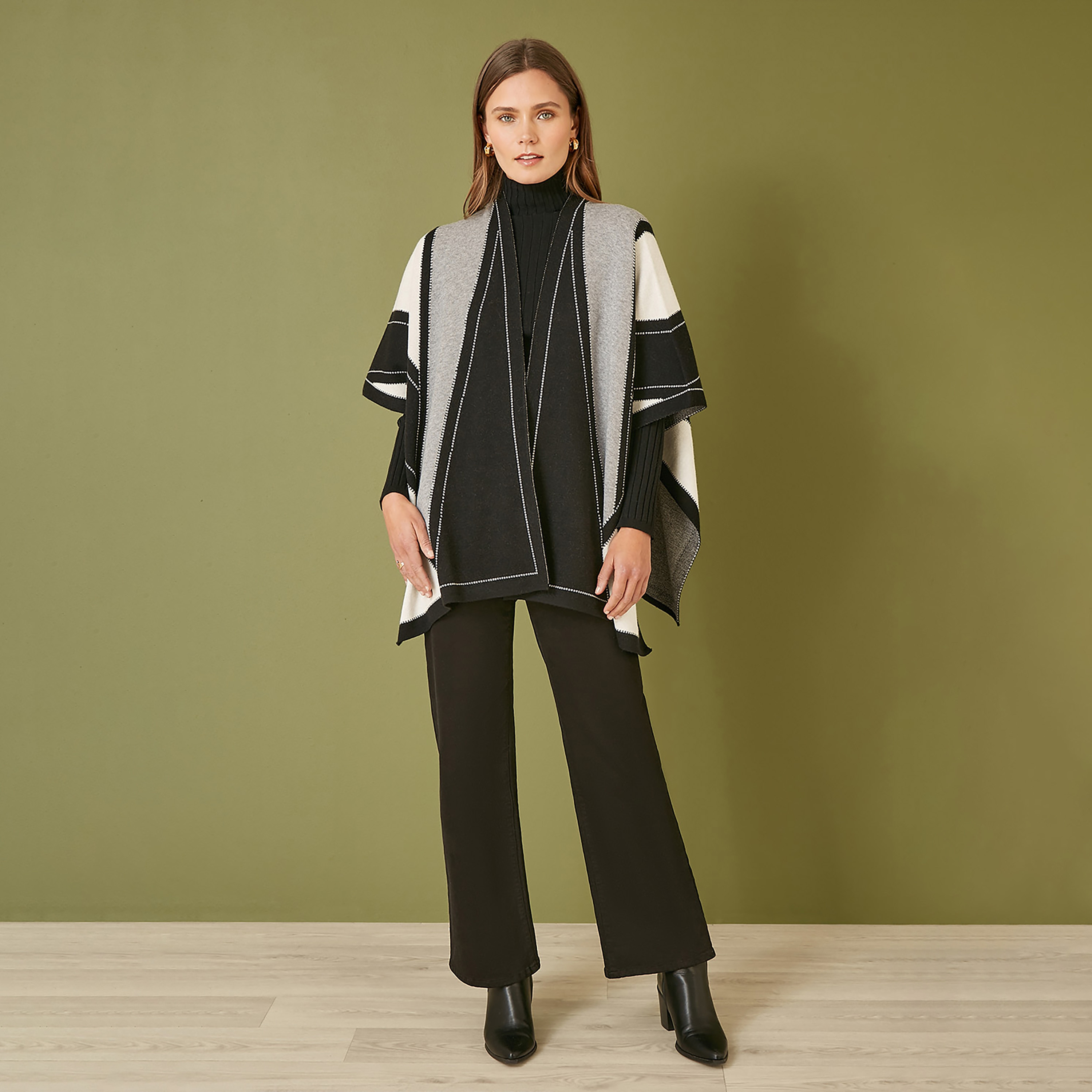 عباءة نسائية محبوكة باللون الأسود من ميلا لندن-women-clothing-shirtsandblouses-blouses-image-3