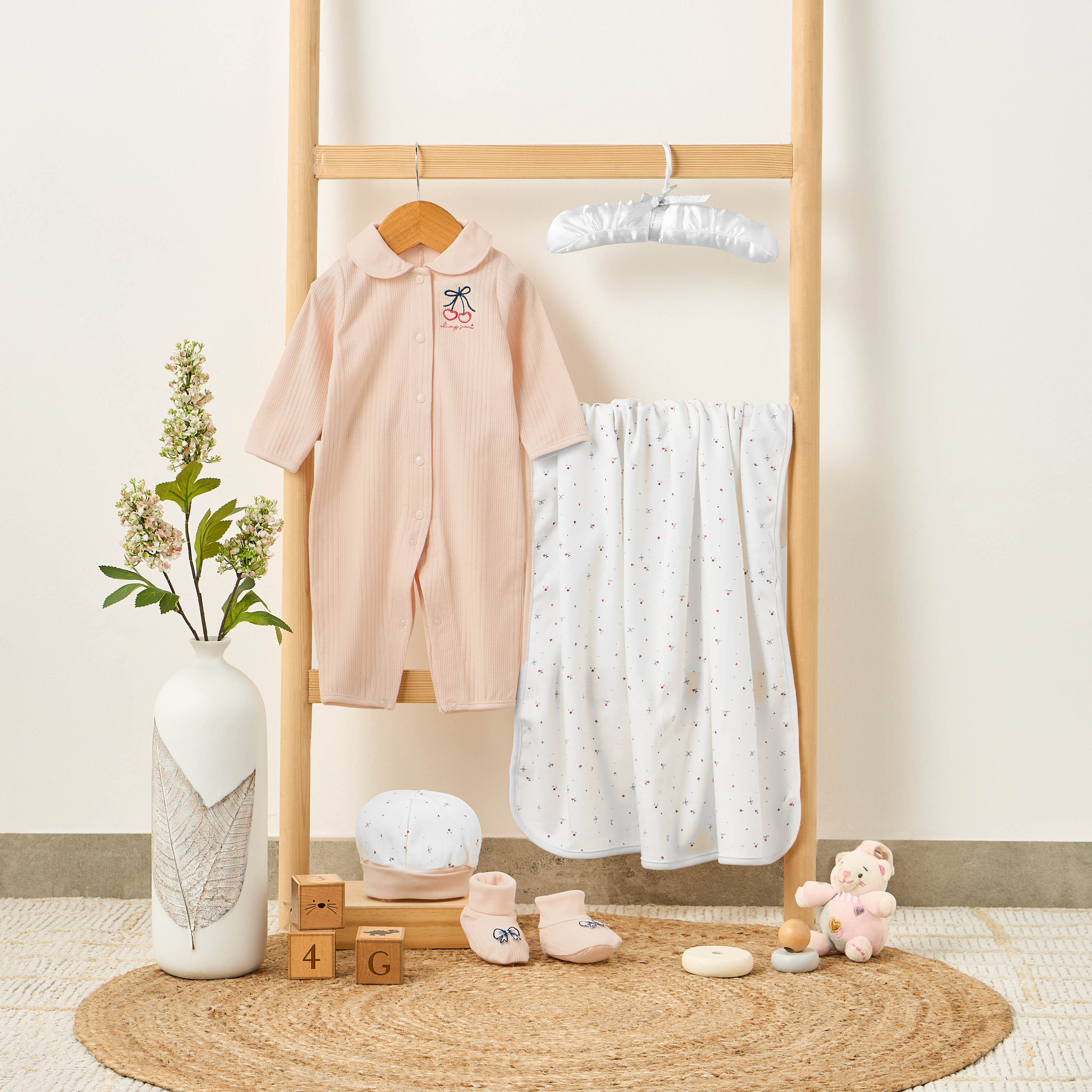 Set of 5 Juniors Clothing Gift Set with Print-baby-girls-clothing-setsandcoords-image-10