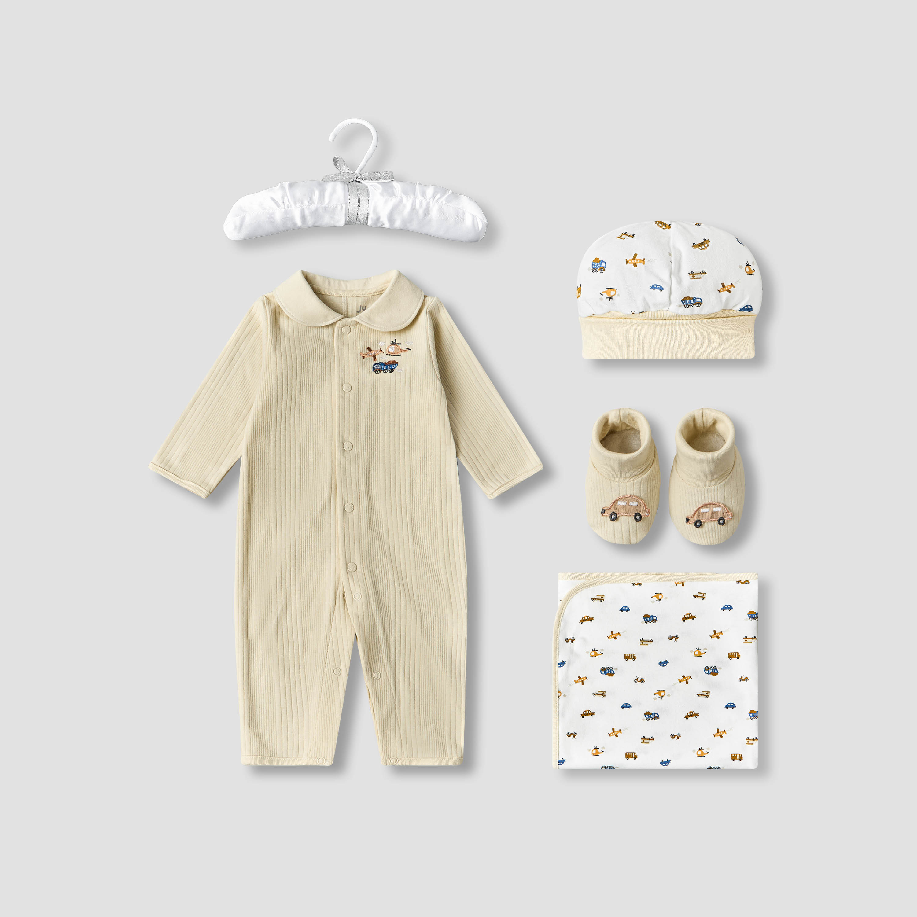 طقم من 5 - طقم هدايا ملابس بطبعات-baby-boys-clothing-setsandcoords-image-2