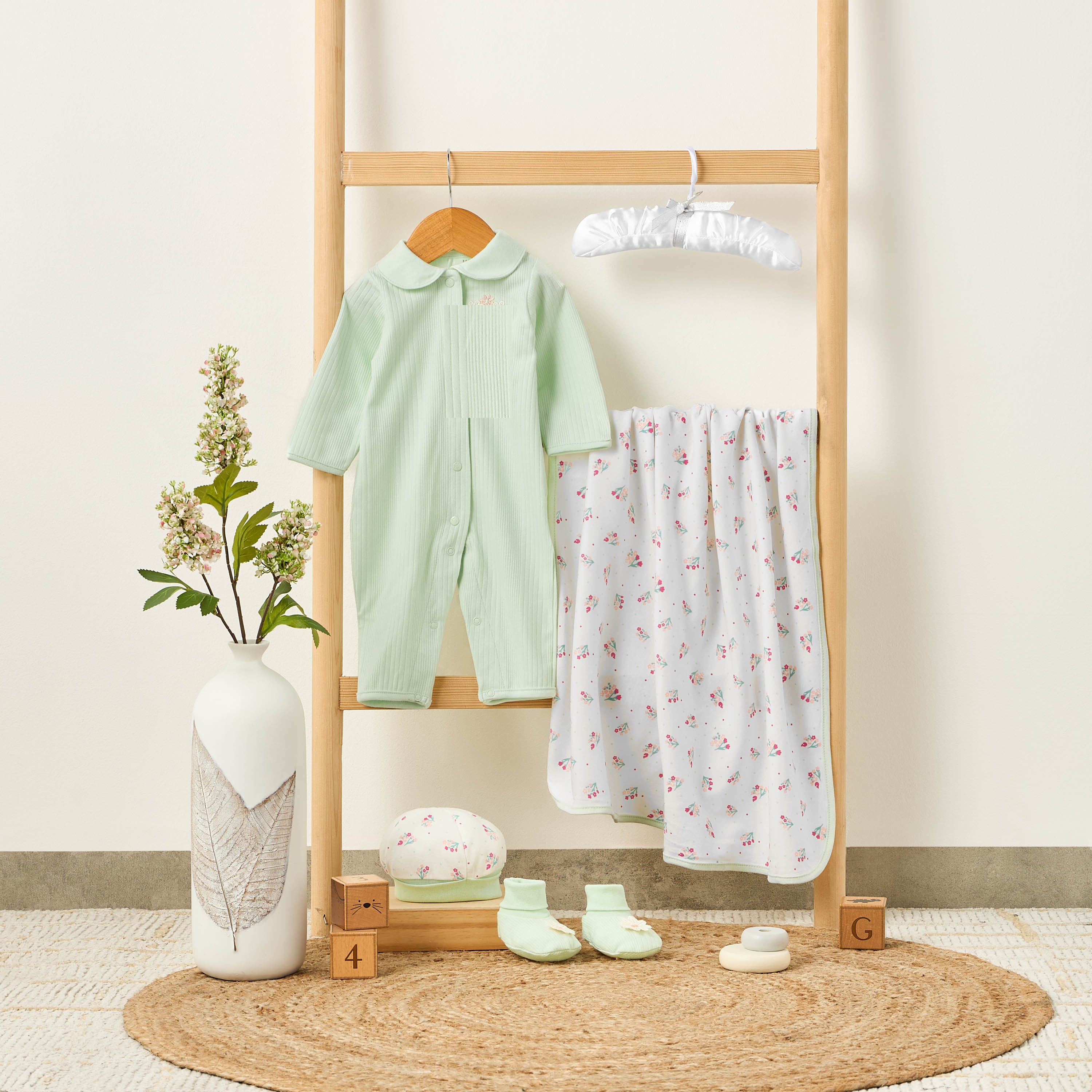 Set of 5 Juniors Clothing Gift Set with Floral Print-baby-girls-clothing-setsandcoords-image-11