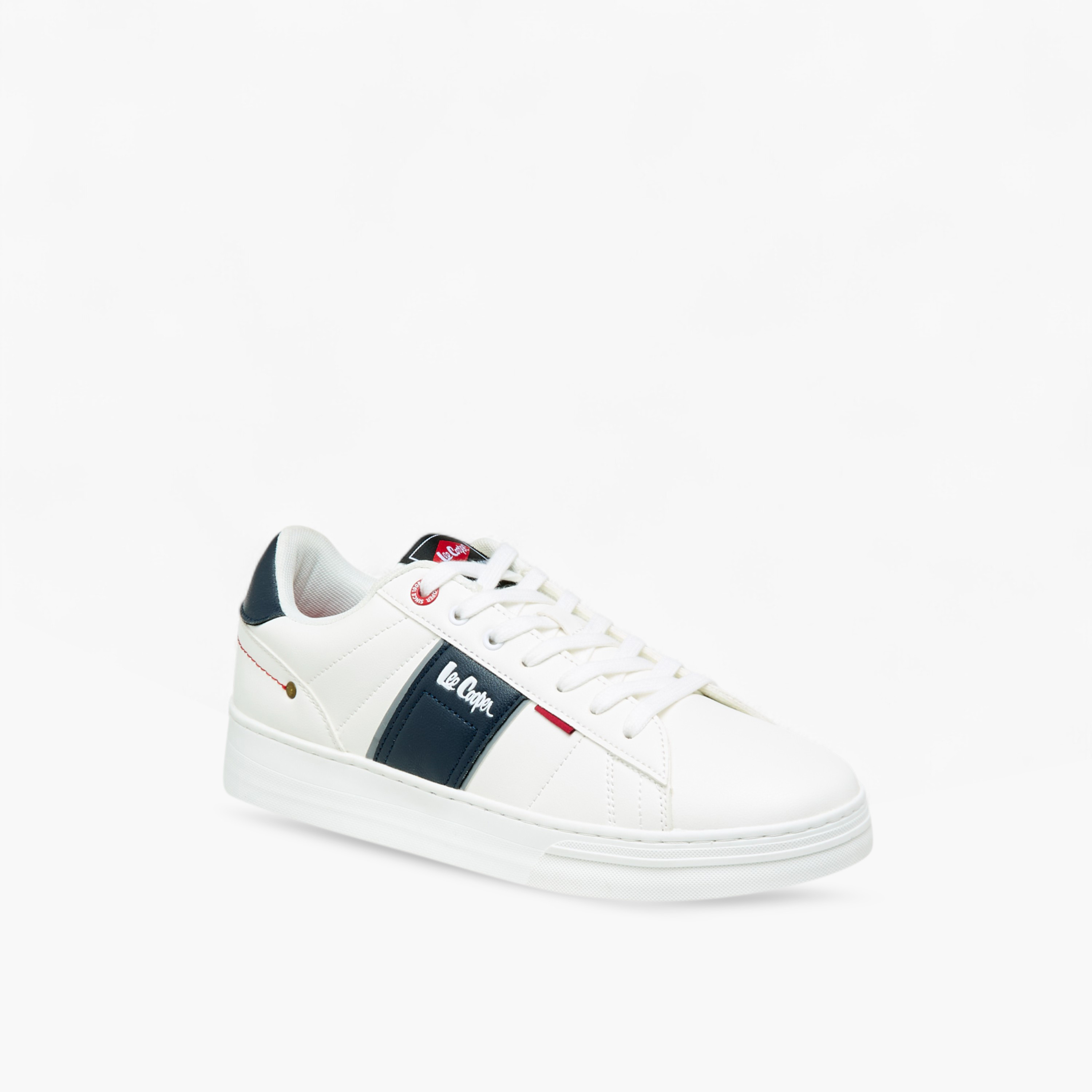 حذاء سنيكرز بألواح ورباط إغلاق للرجال من لي كوبر-men-shoes-sneakers-image-2