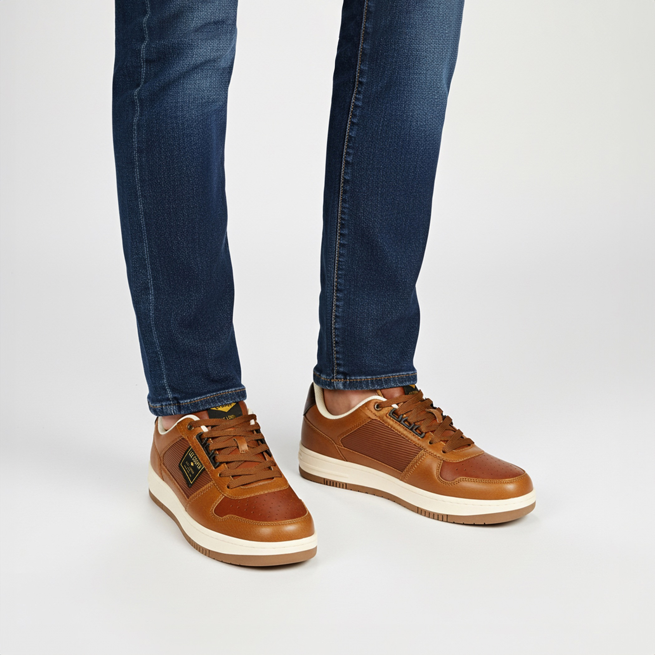 حذاء سنيكرز أورثوليت مثقب للرجال من لي كوبر-men-shoes-sneakers-image-2