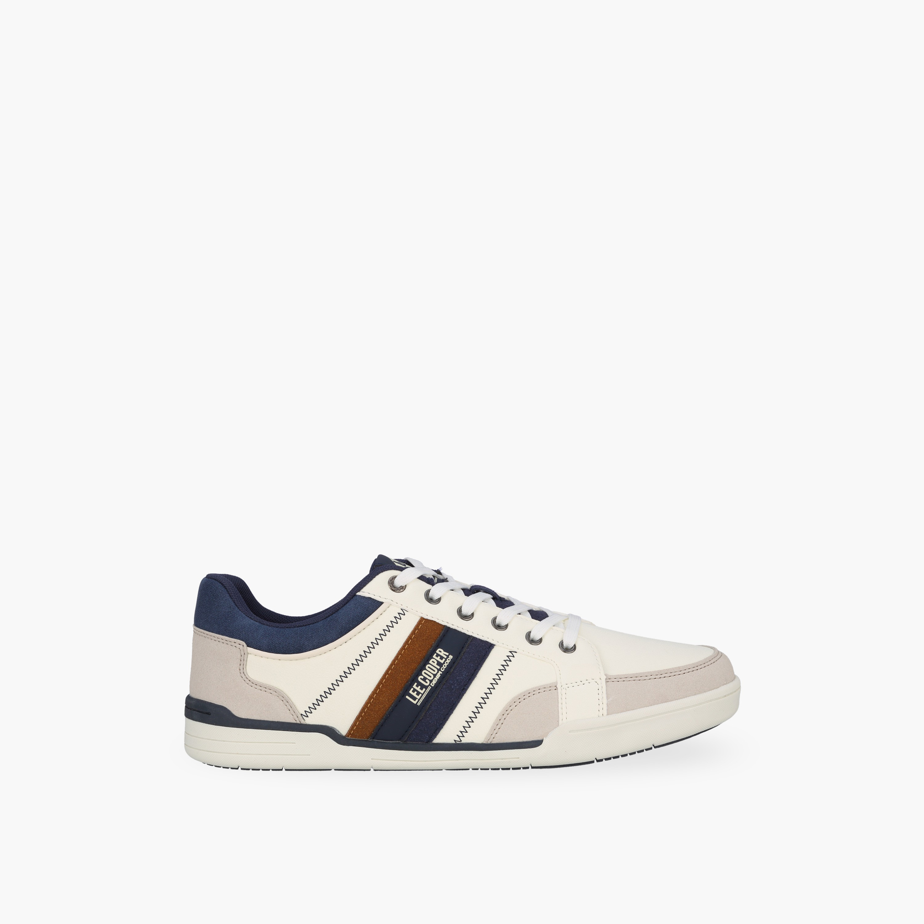 حذاء سنيكرز بطول الكاحل ورباط إغلاق للرجال من لي كوبر-men-shoes-sneakers-image-3
