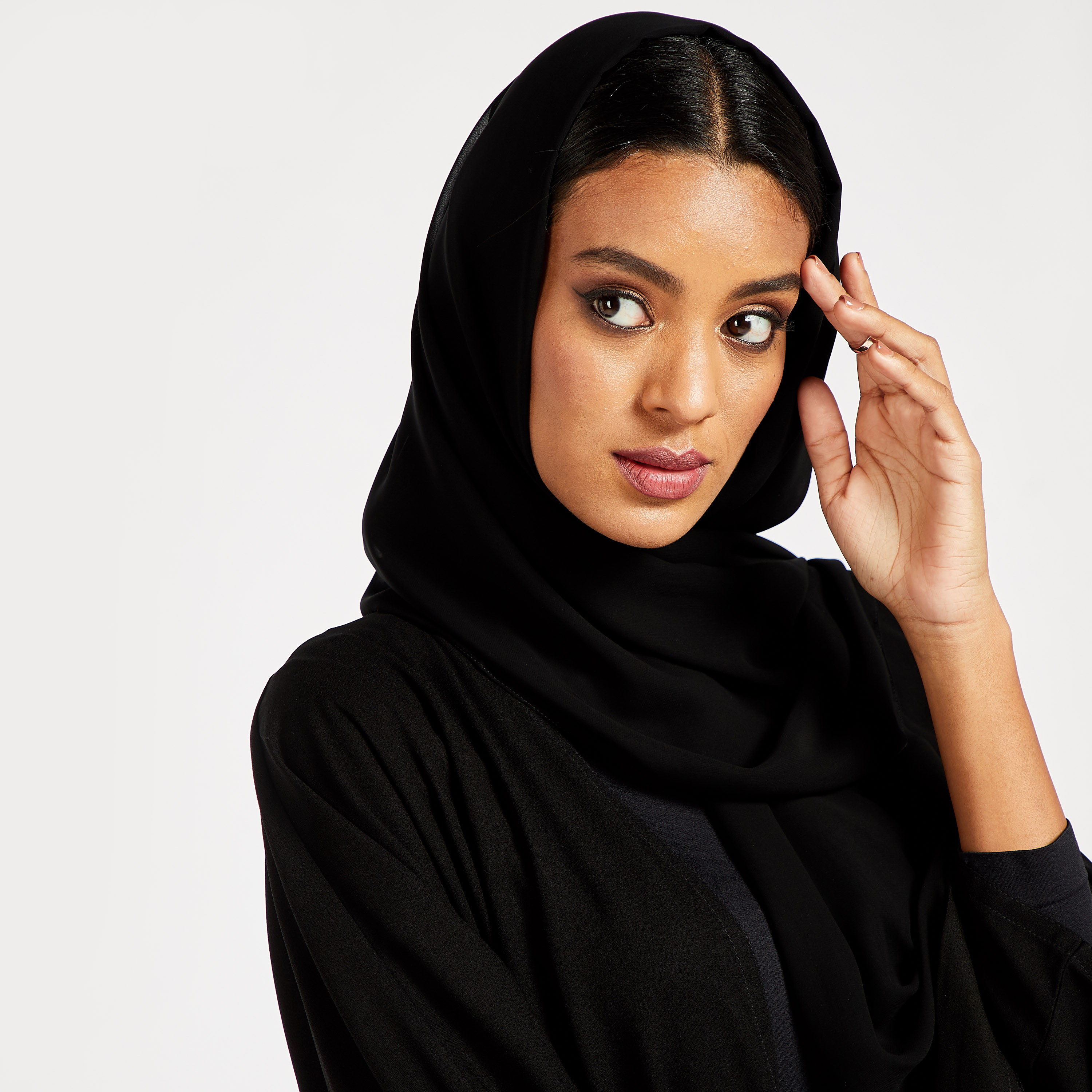 Malikah Solid Open Front Abaya with Tape Detail-women-arabicclothing-abayas-image-5