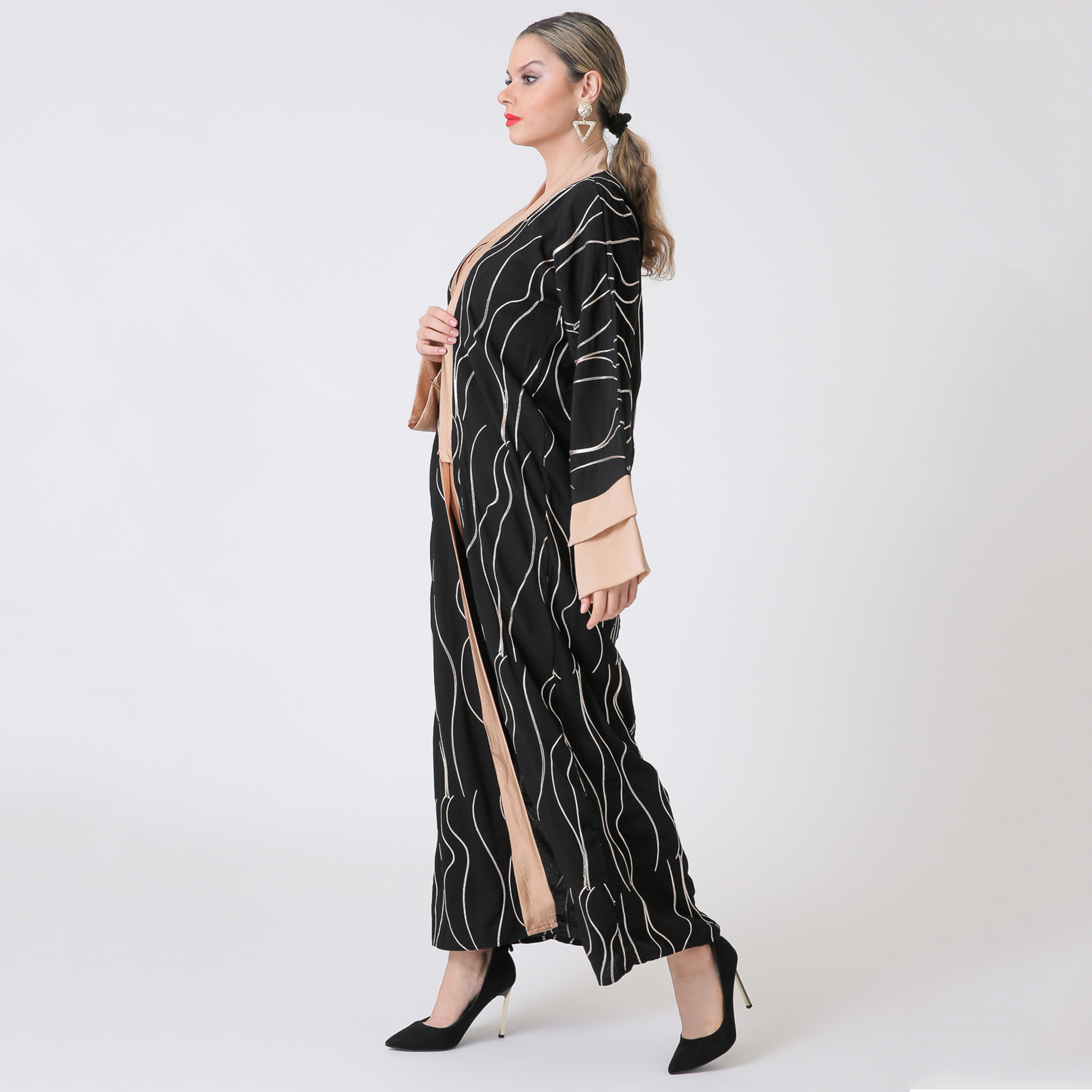 مليكة  أسود طويل عباية-women-arabicclothing-abayas-image-2