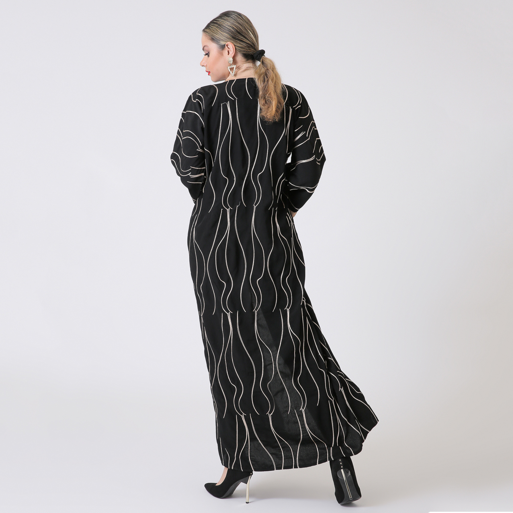 مليكة  أسود طويل عباية-women-arabicclothing-abayas-image-3