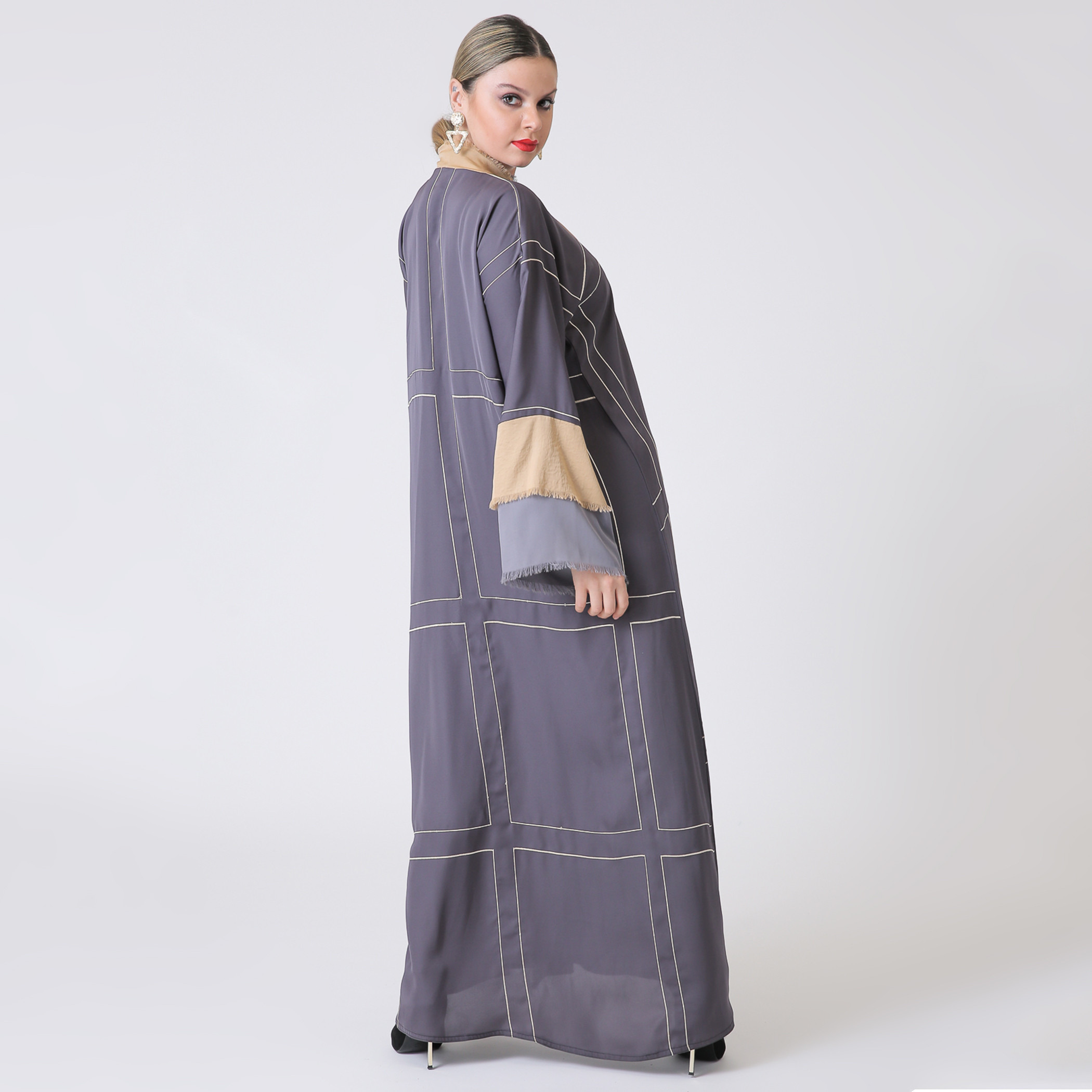 مليكة  رمادي طويل عباية-women-arabicclothing-abayas-image-2
