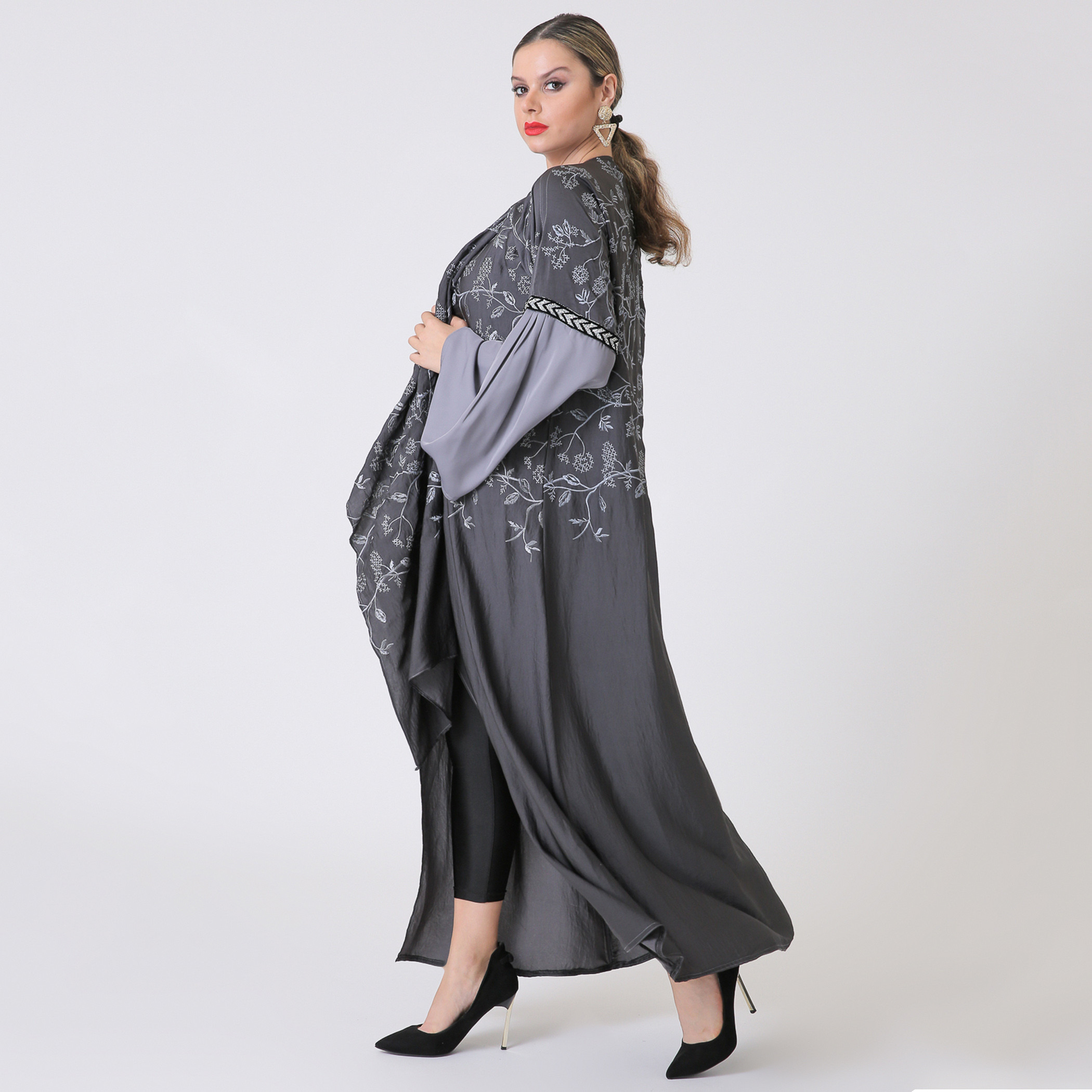 Malikah Polyester Embroidered Women Grey Abaya-women-arabicclothing-abayas-image-2